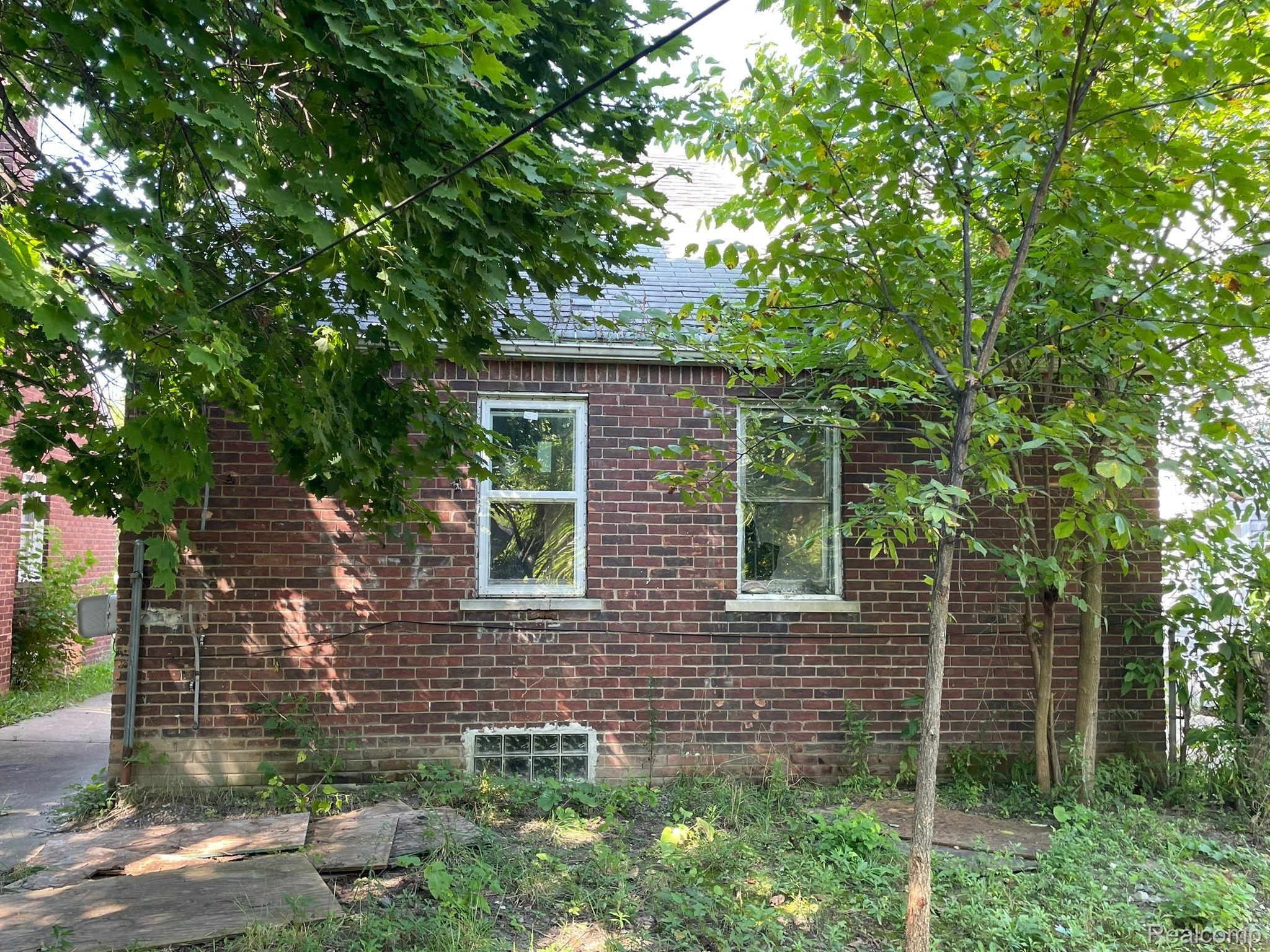 14702 Cedargrove Street Detroit City MI 48205