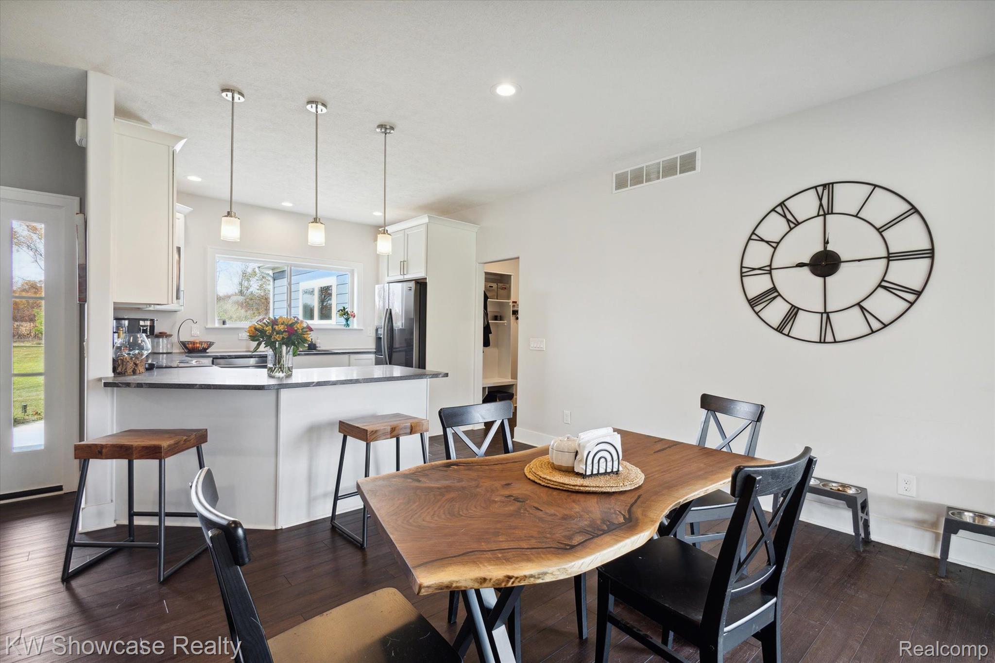 11471 S Bauer Road Watertown Charter Township MI 48822