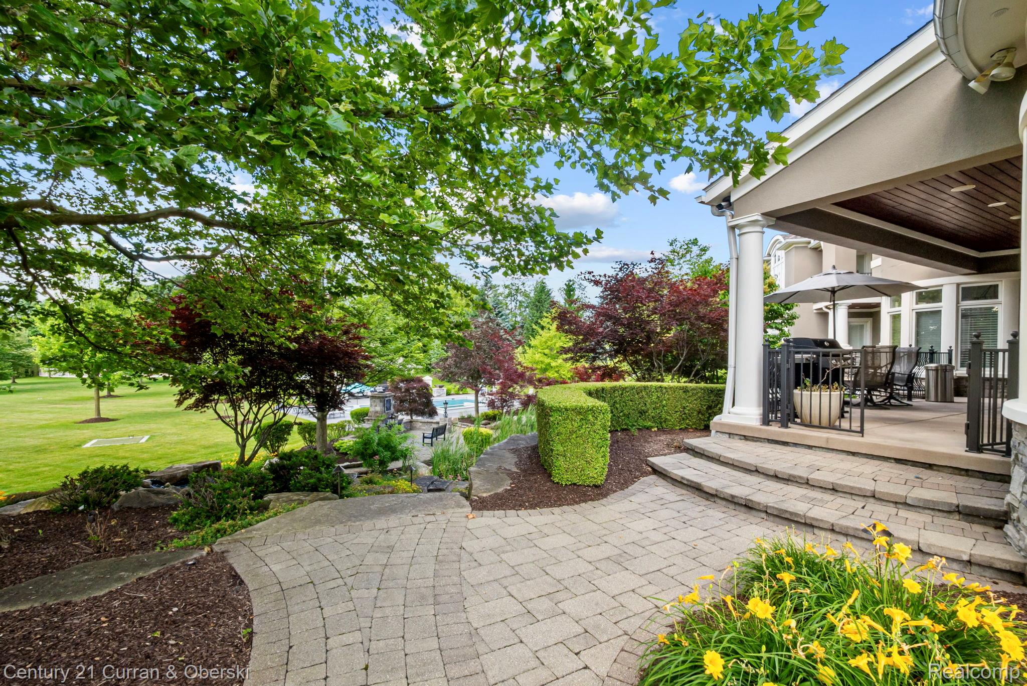 58415 10 Mile Road South Lyon City MI 48178