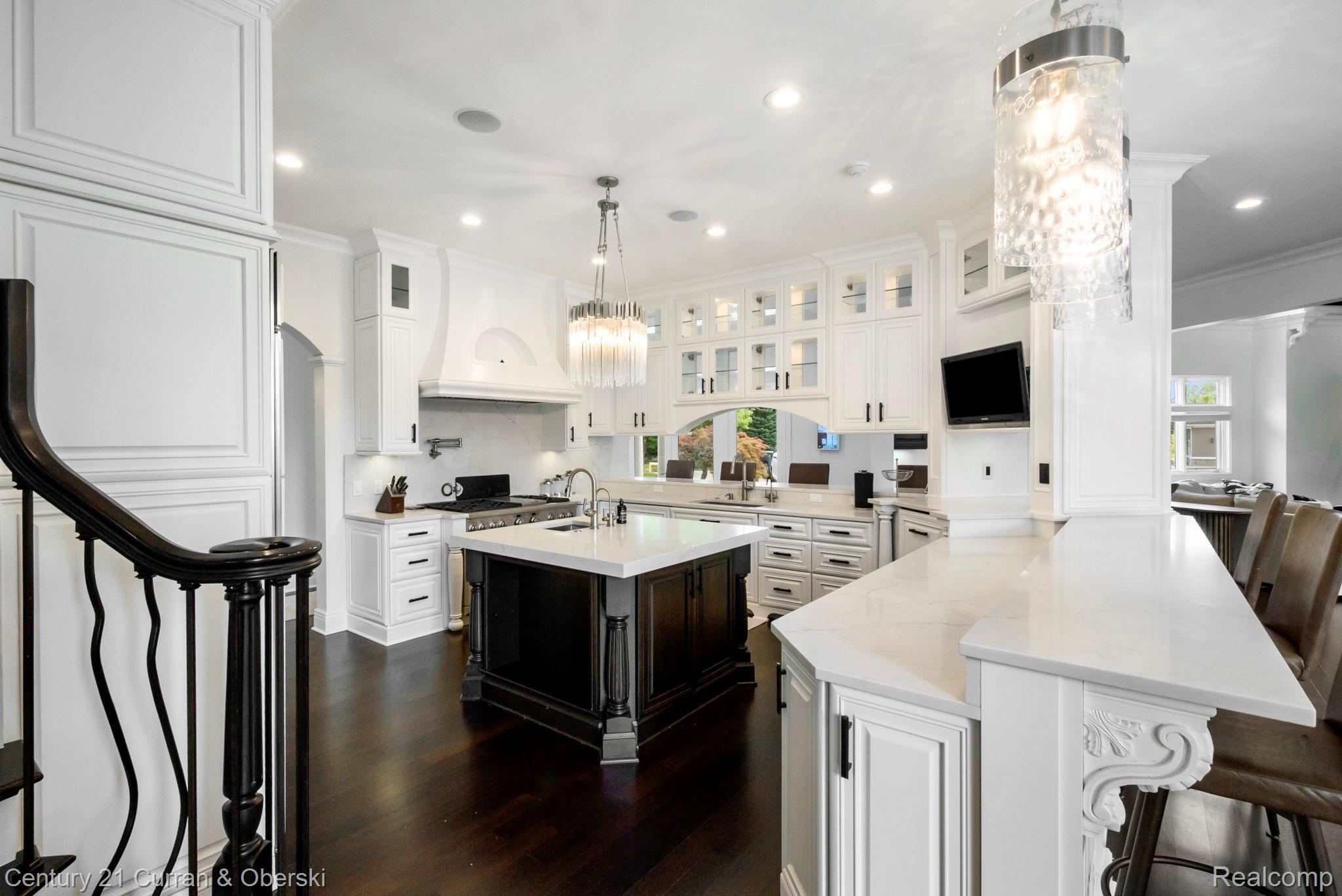 58415 10 Mile Road South Lyon City MI 48178