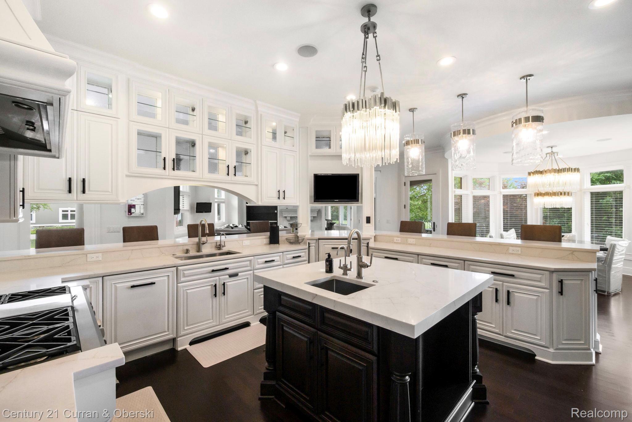 58415 10 Mile Road South Lyon City MI 48178