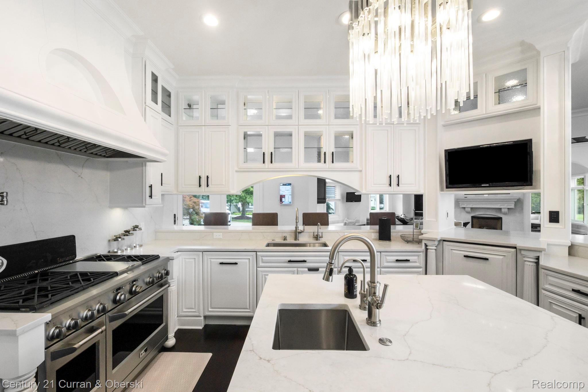 58415 10 Mile Road South Lyon City MI 48178