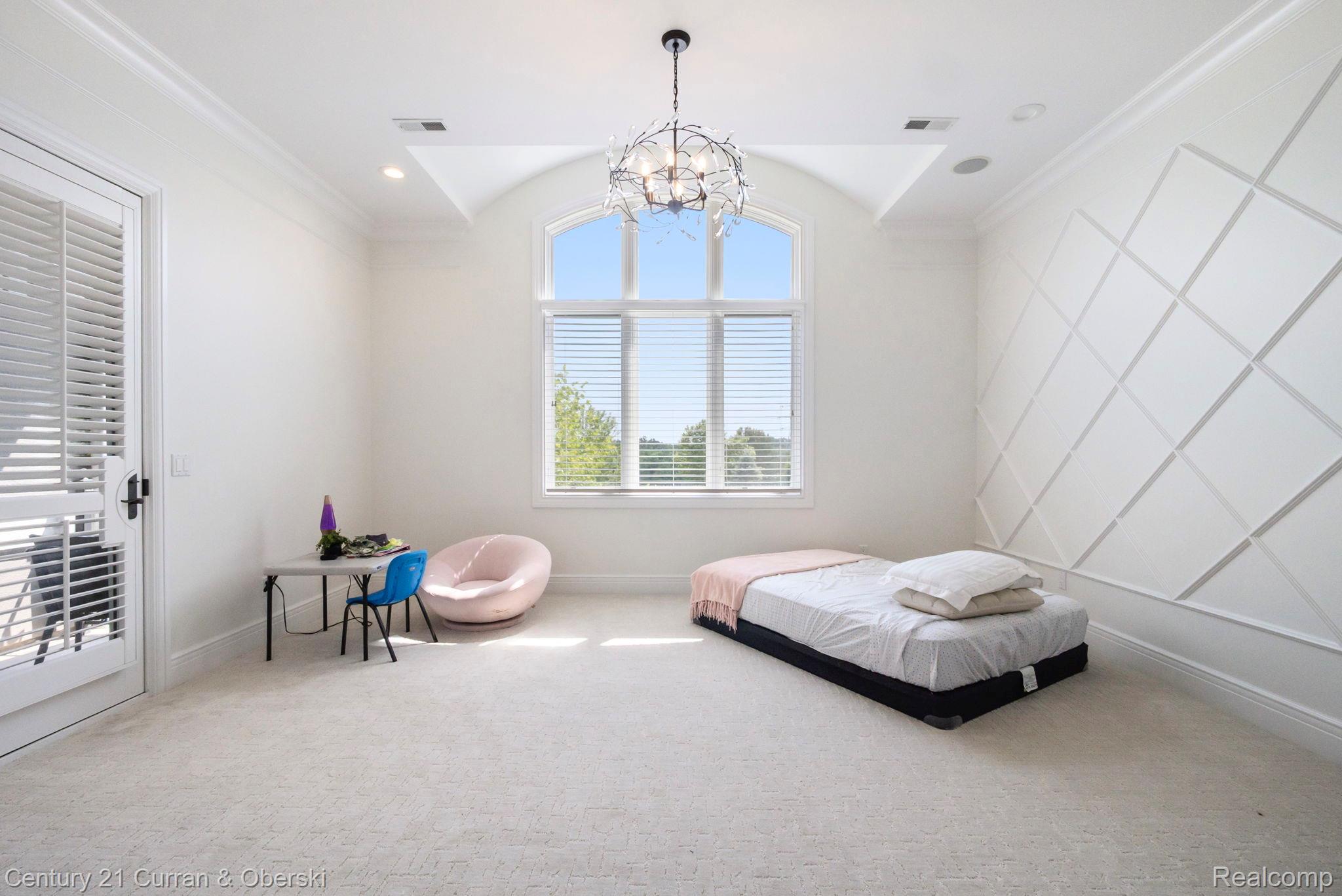 58415 10 Mile Road South Lyon City MI 48178