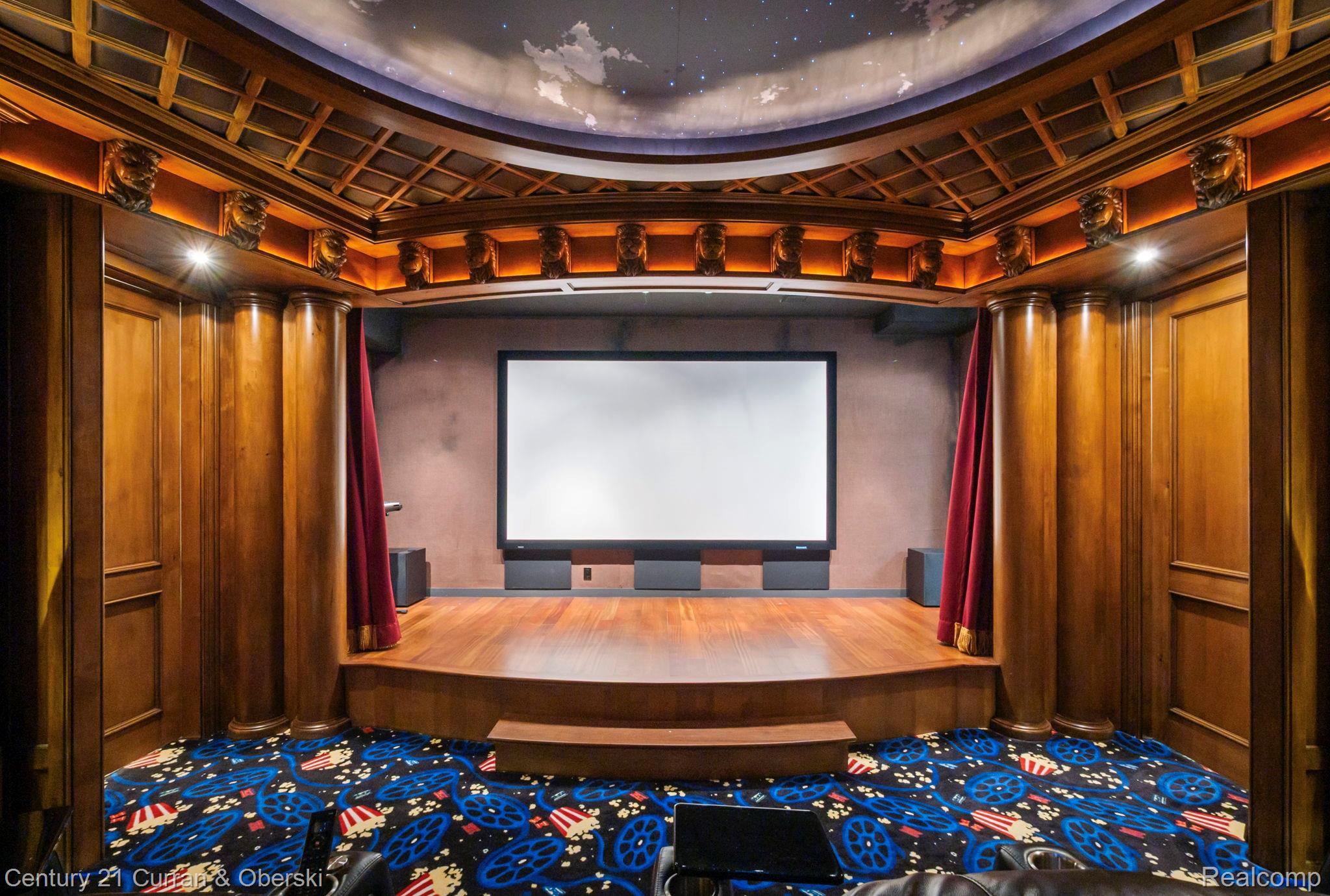 58415 10 Mile Road South Lyon City MI 48178