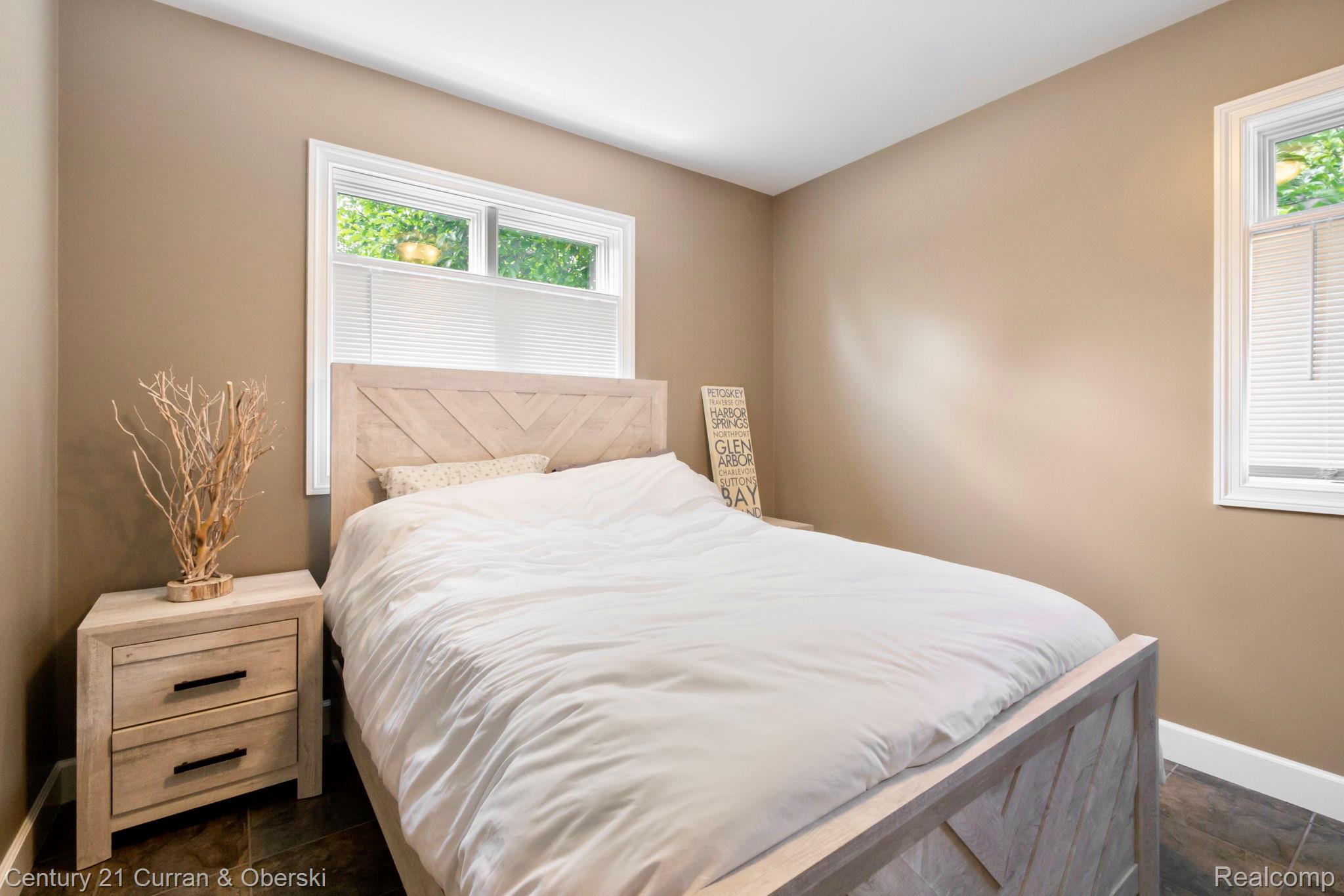 58415 10 Mile Road South Lyon City MI 48178