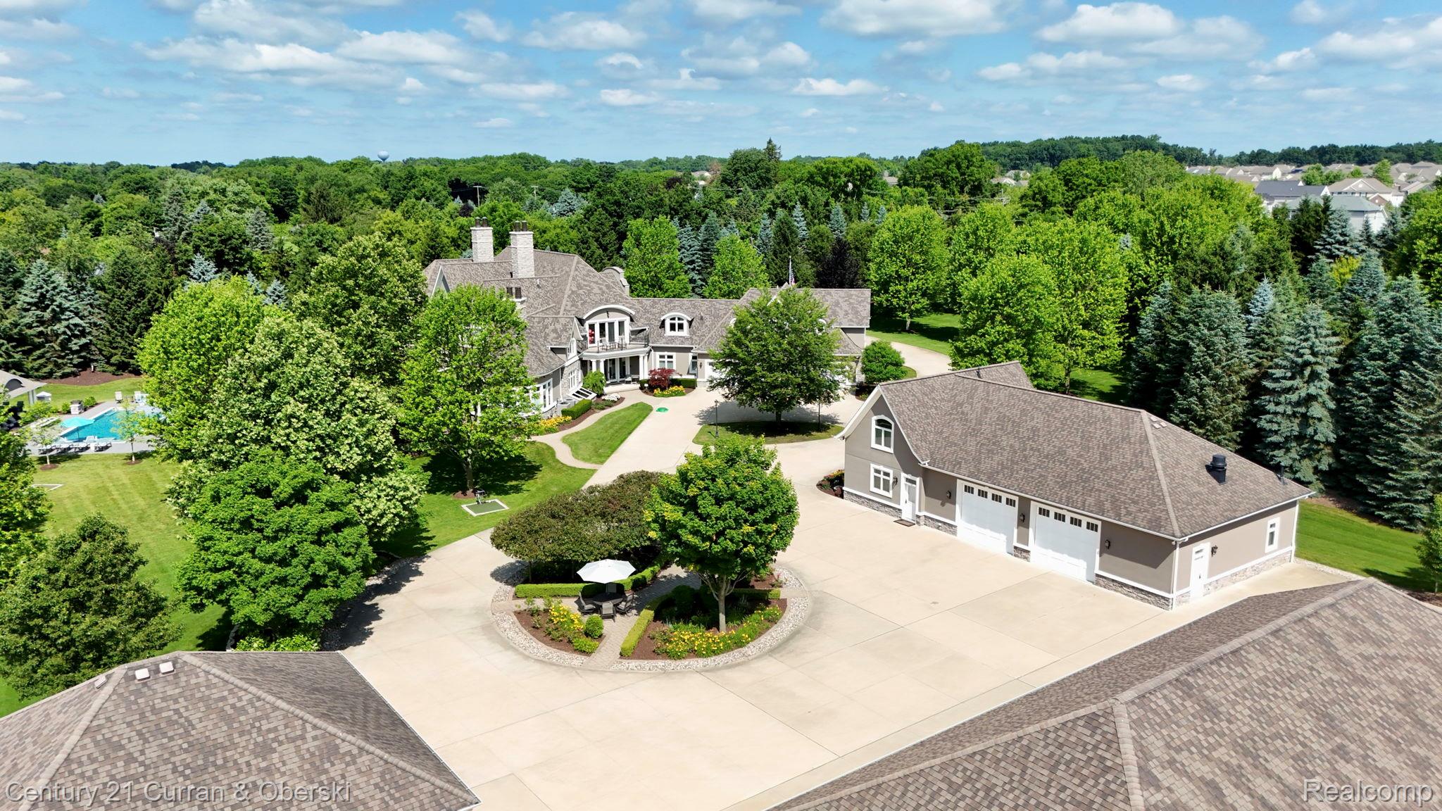 58415 10 Mile Road South Lyon City MI 48178