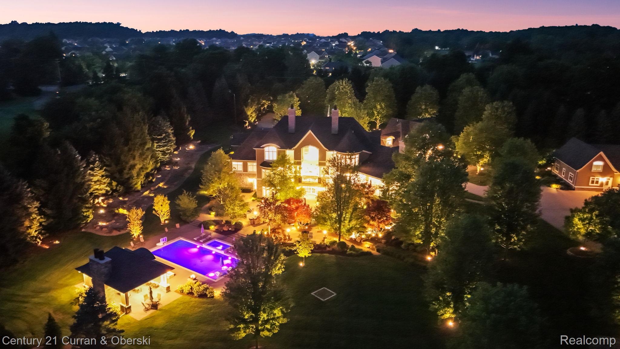 58415 10 Mile Road South Lyon City MI 48178