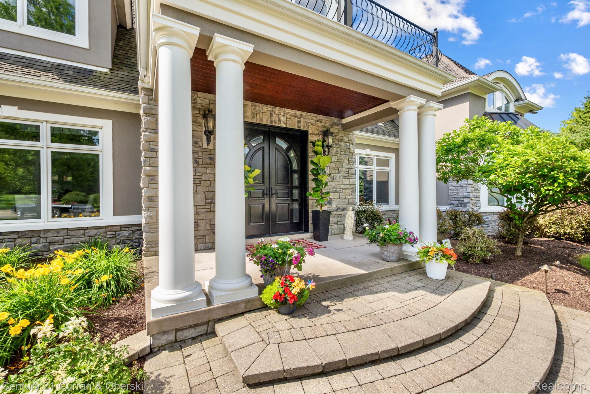 58415 10 Mile Road South Lyon City MI 48178