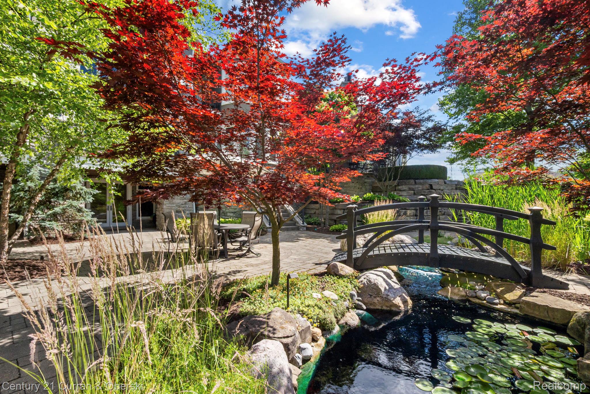 58415 10 Mile Road South Lyon City MI 48178