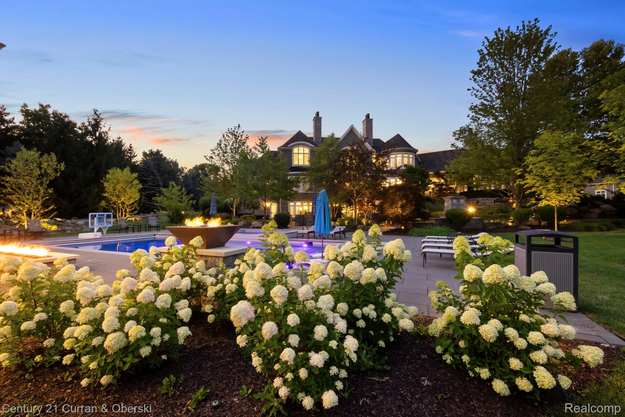 58415 10 Mile Road South Lyon City MI 48178