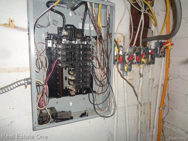 19987 Carrie Street Detroit City MI 48234