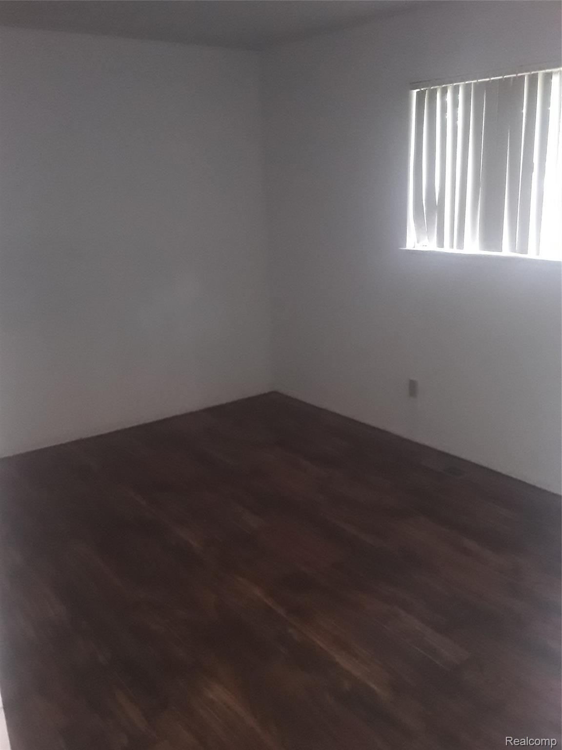 27455 Avondale Street Inkster City MI 48141