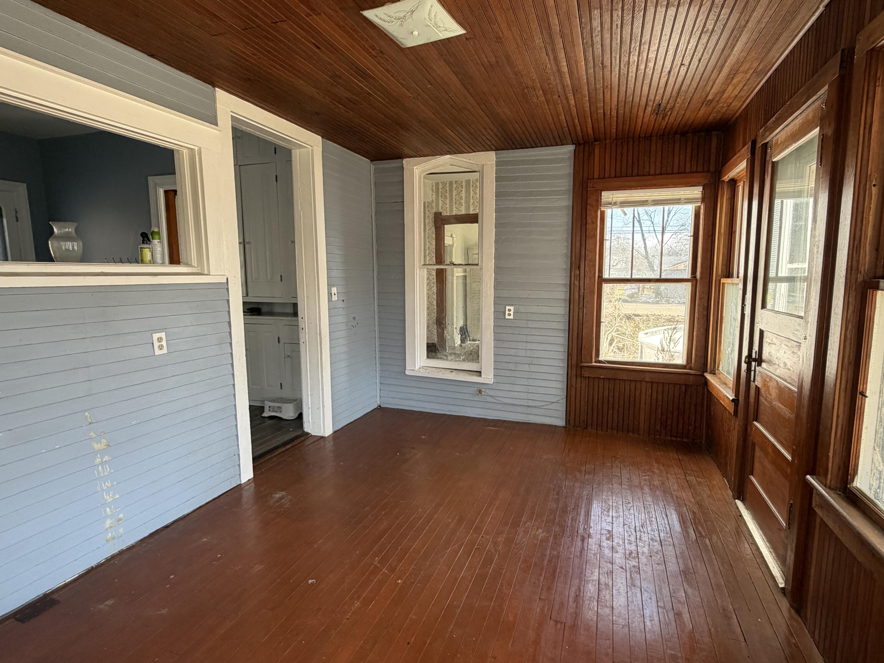 235 N Nottawa Street Mendon Village MI 49072