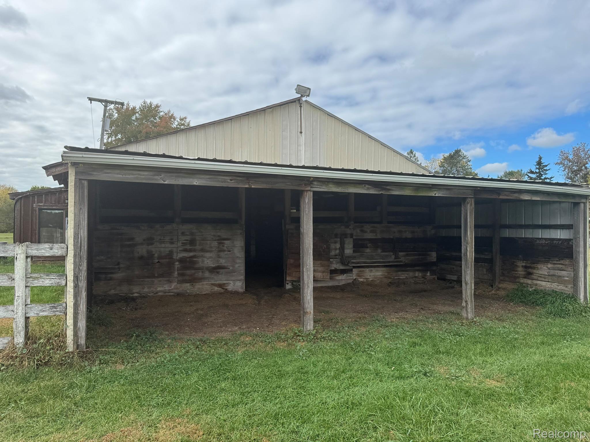 10801 N Rushton Road Green Oak Township MI 48178