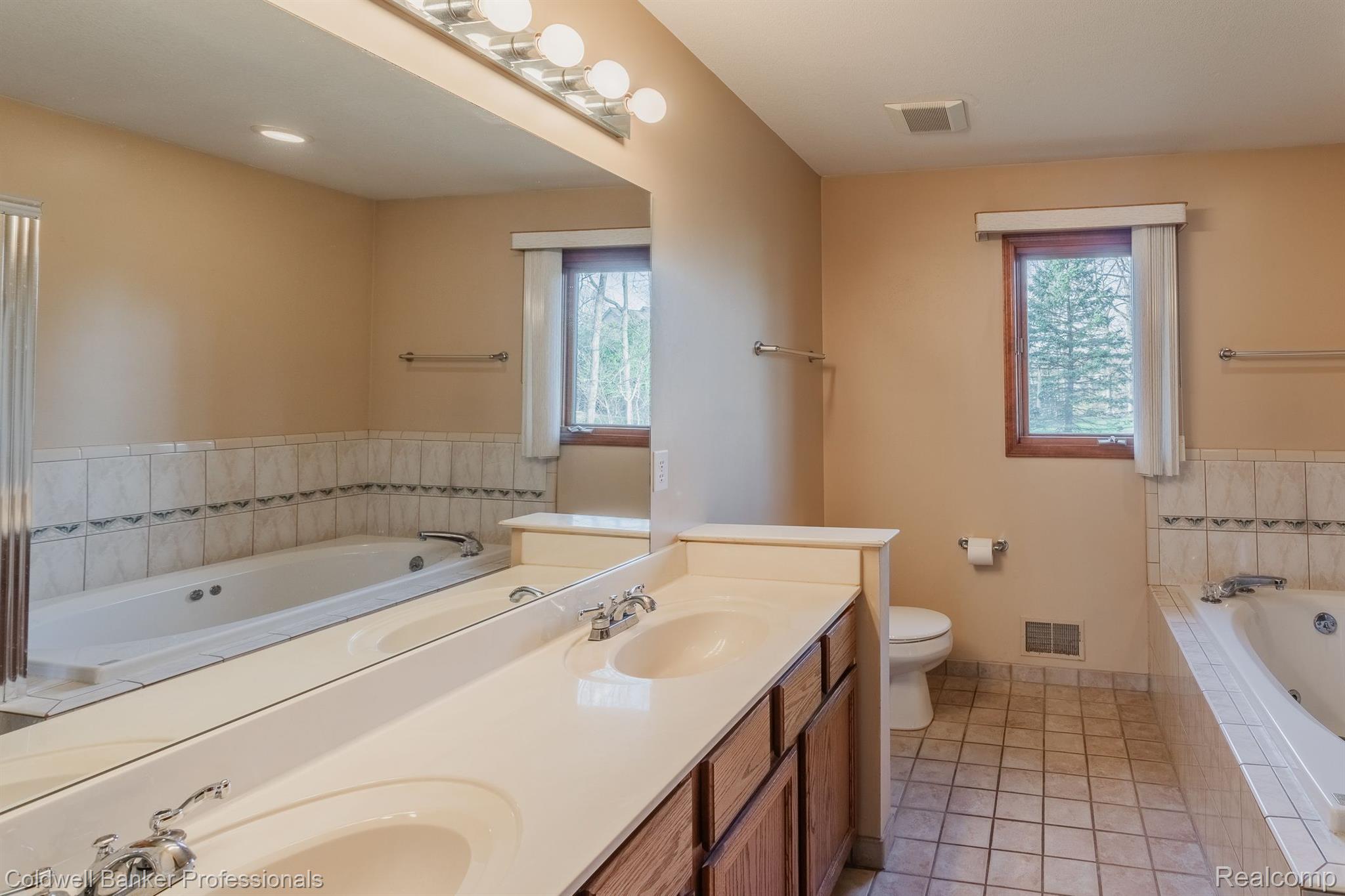24296 Woodham Road Novi City MI 48374