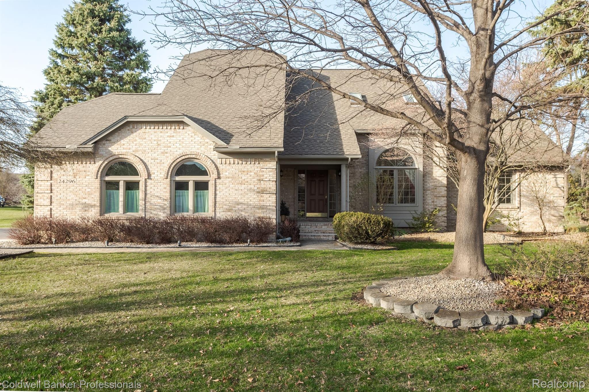 24296 Woodham Road Novi City MI 48374