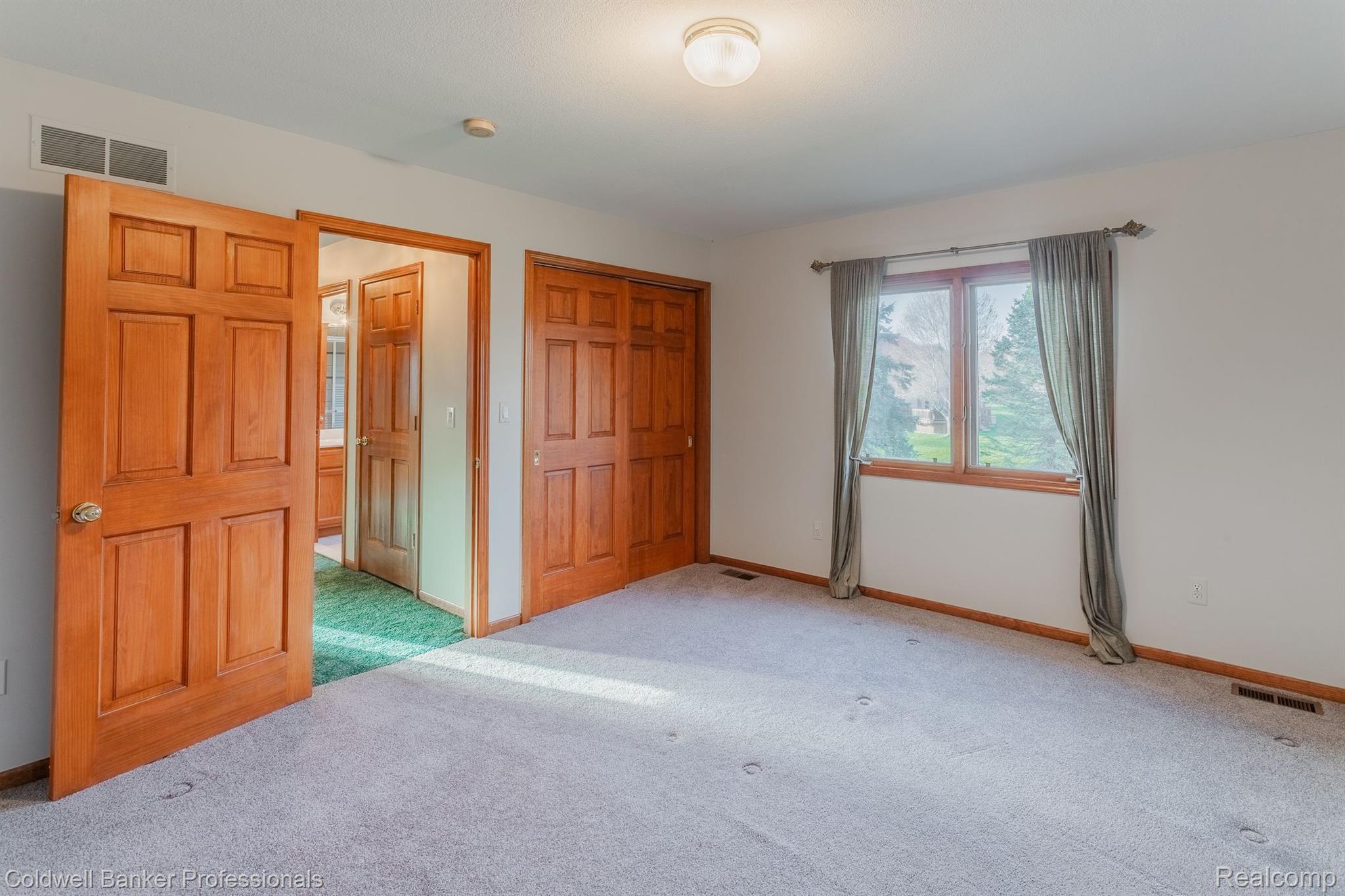 24296 Woodham Road Novi City MI 48374
