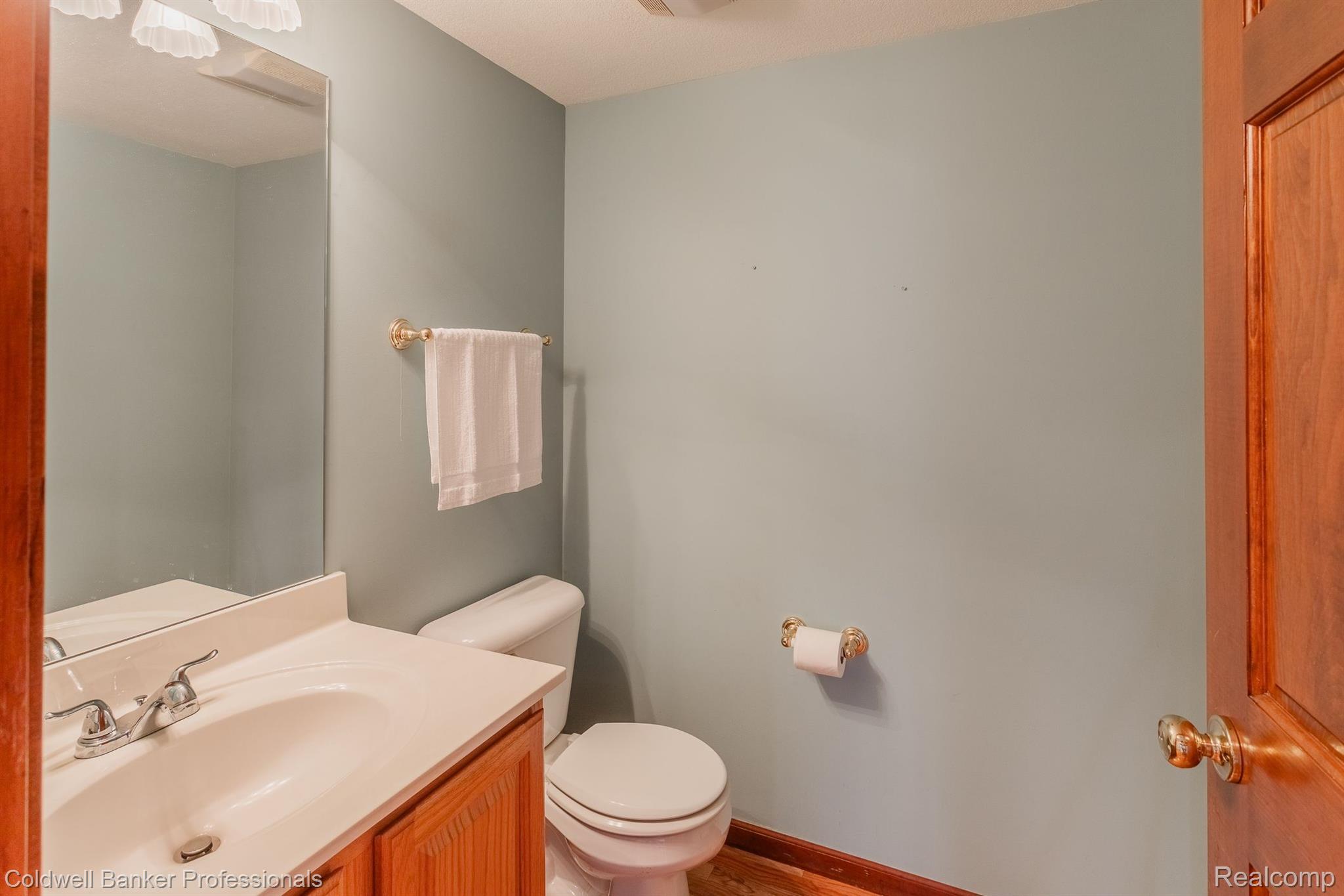 24296 Woodham Road Novi City MI 48374