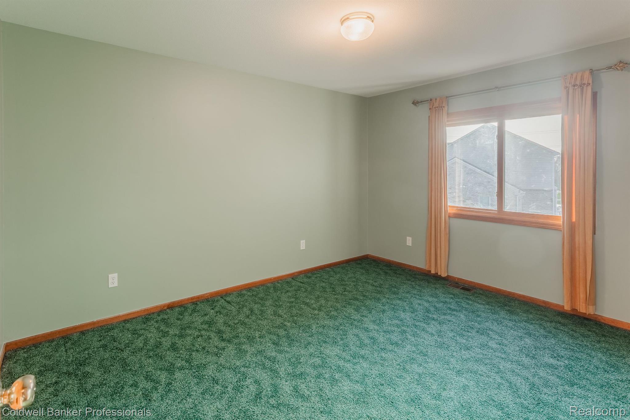 24296 Woodham Road Novi City MI 48374