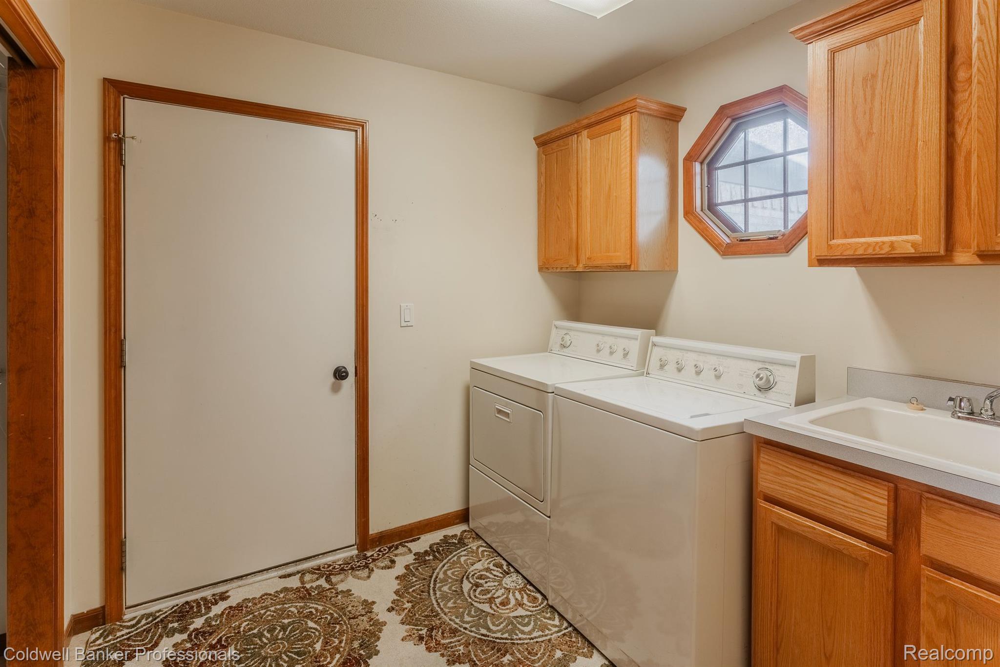 24296 Woodham Road Novi City MI 48374