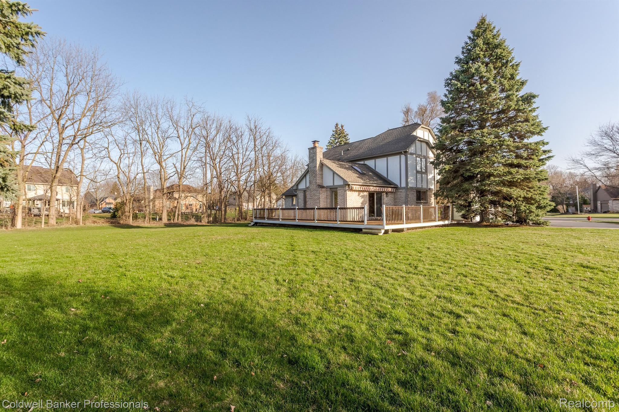 24296 Woodham Road Novi City MI 48374