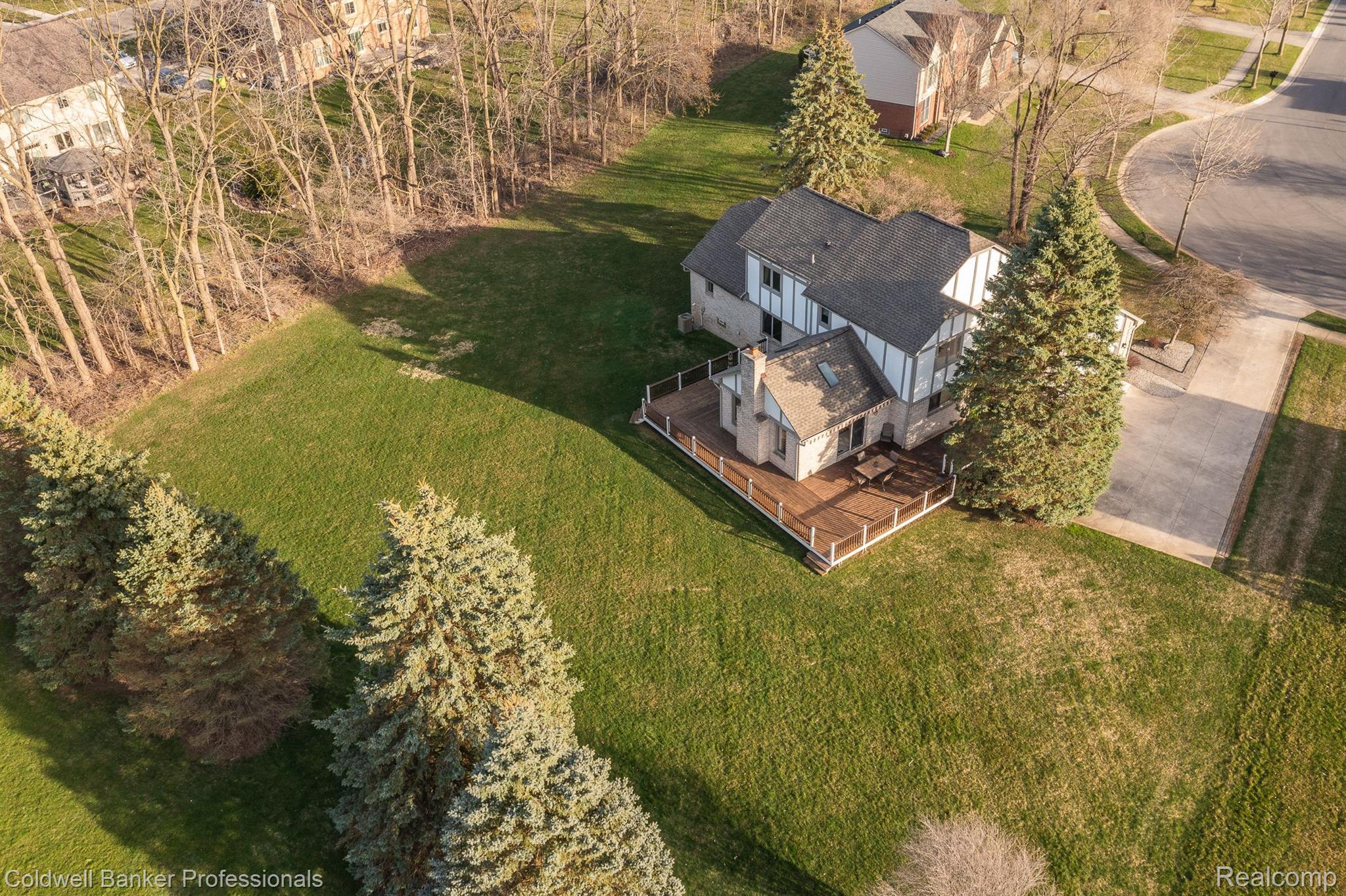24296 Woodham Road Novi City MI 48374