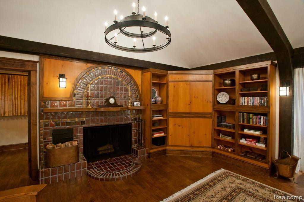 2623 Turtle Shores Bloomfield Charter Township MI 48302