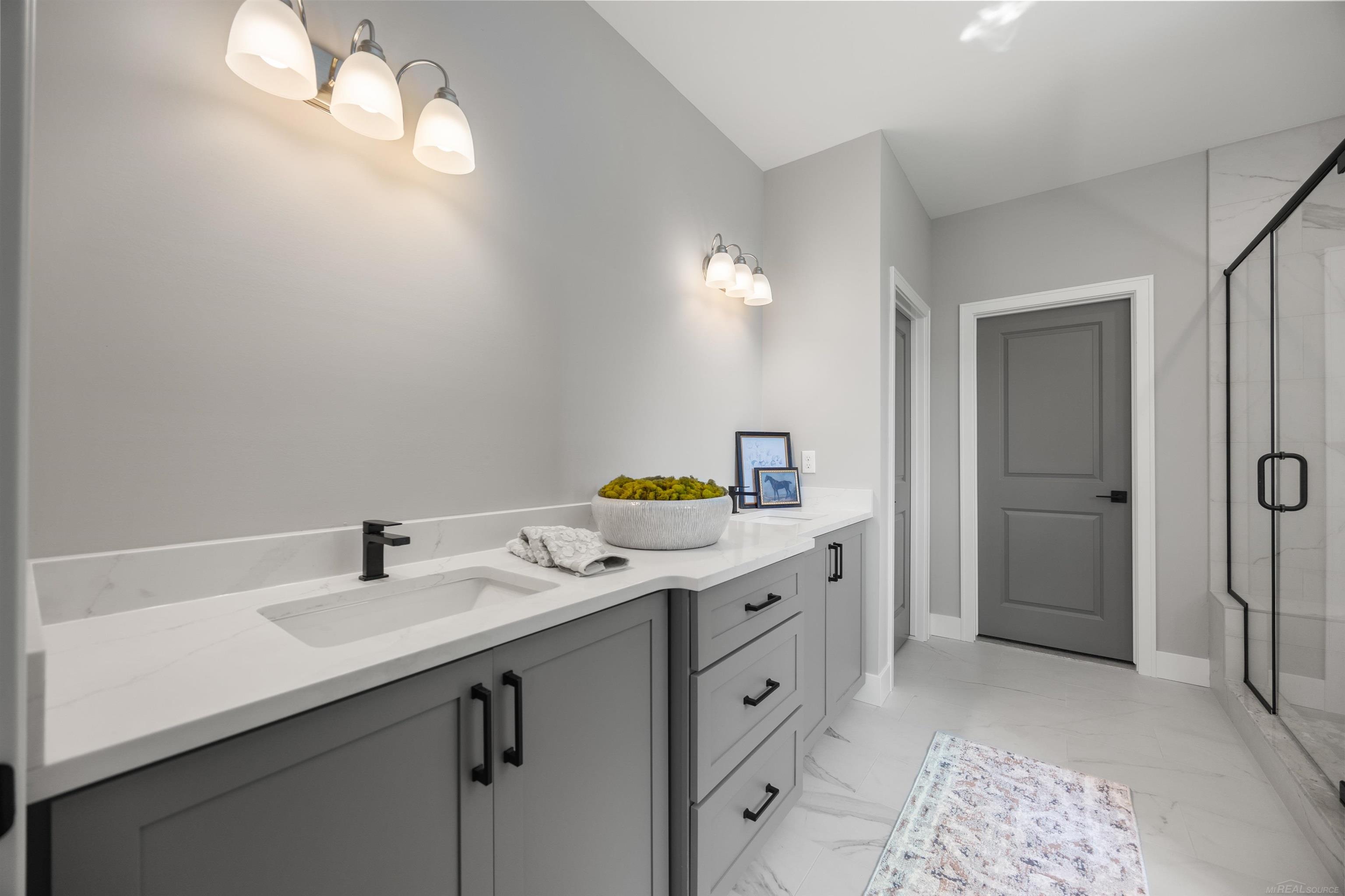 49033 Wingfield Drive Macomb Township MI 48044