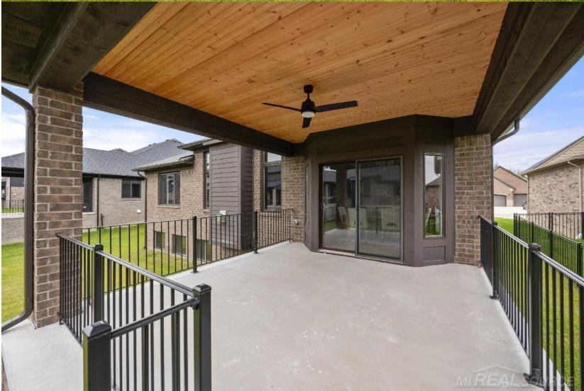 49033 Wingfield Drive Macomb Township MI 48044