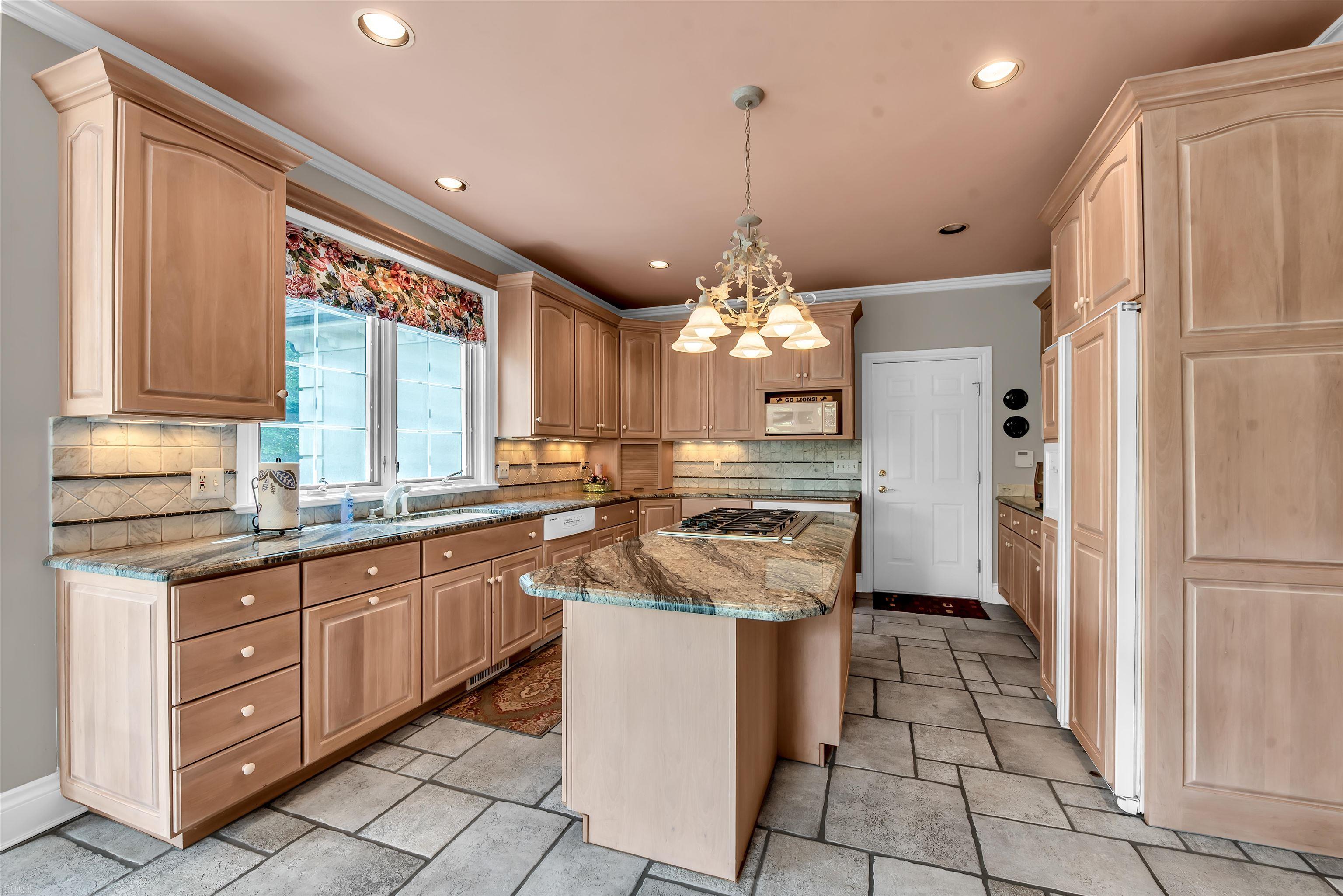 7949 Bridge Valley Drive Village Of Clarkston City MI 48348