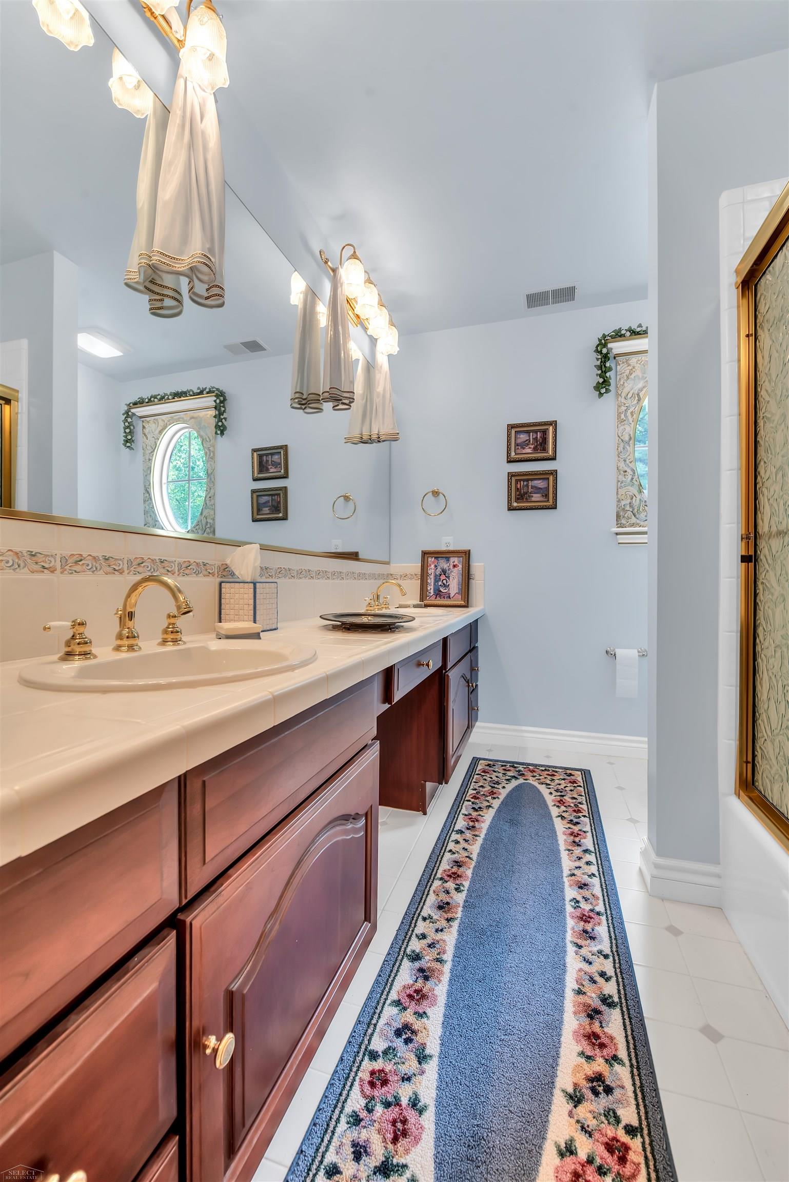 7949 Bridge Valley Drive Village Of Clarkston City MI 48348