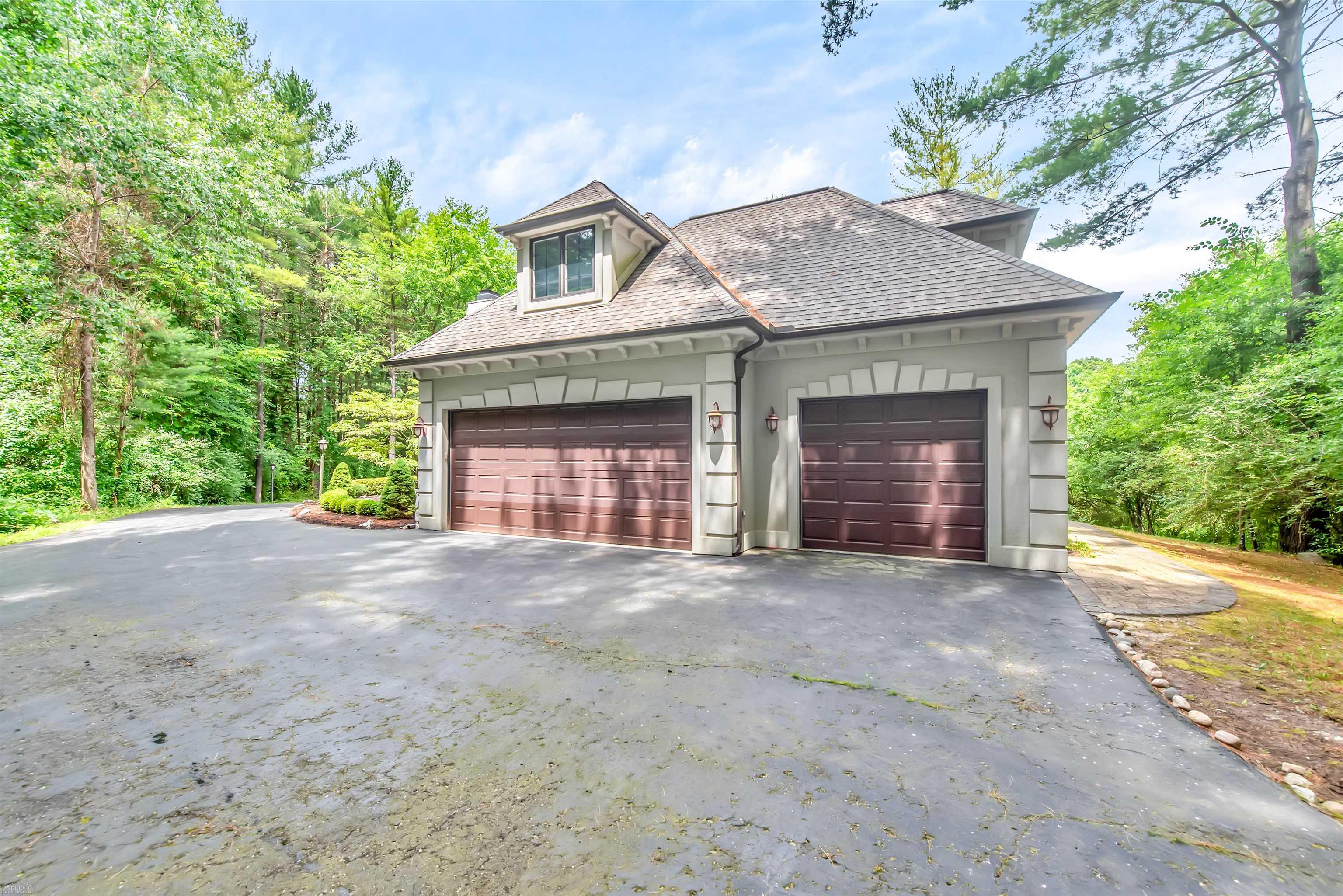 7949 Bridge Valley Drive Village Of Clarkston City MI 48348