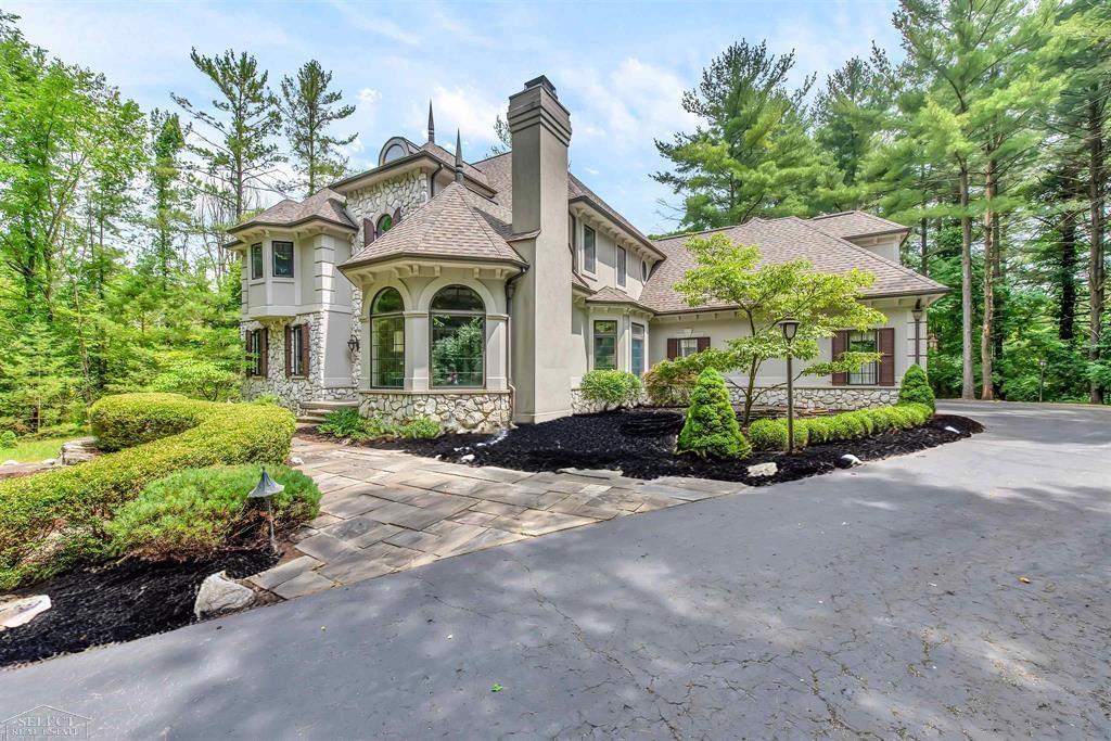 7949 Bridge Valley Drive Village Of Clarkston City MI 48348