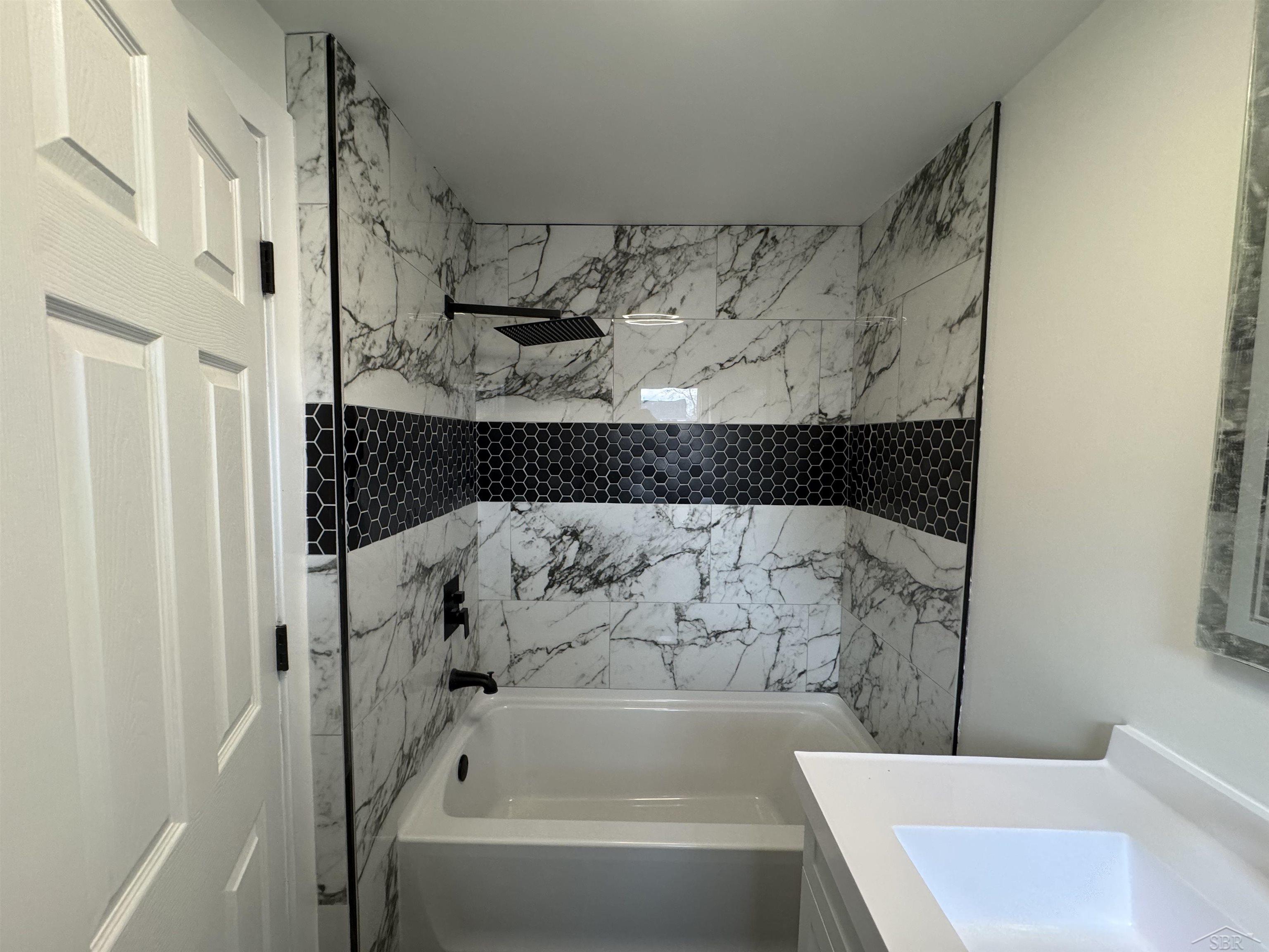 1919 Grout Street Saginaw City MI 48602
