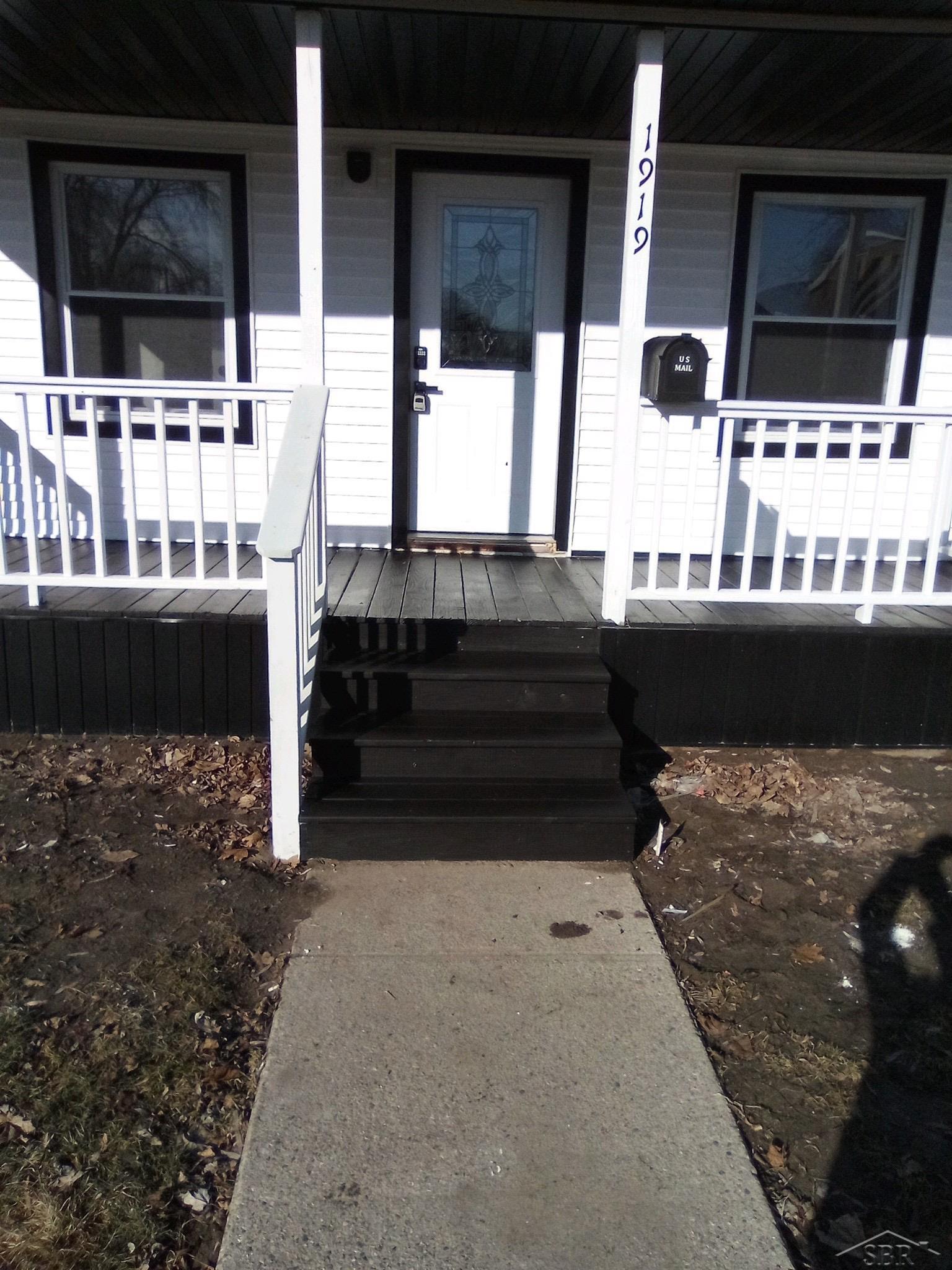 1919 Grout Street Saginaw City MI 48602