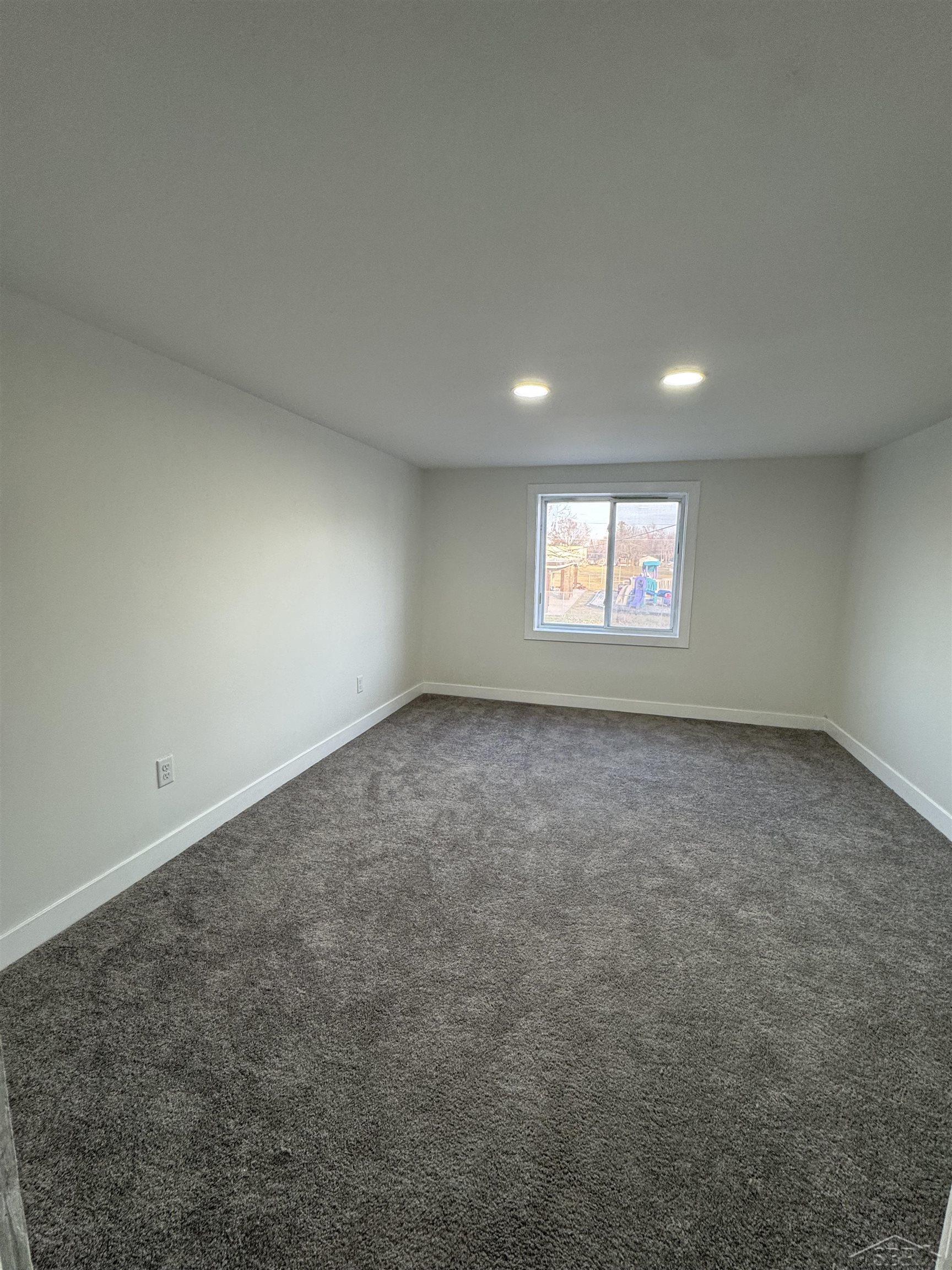 1919 Grout Street Saginaw City MI 48602