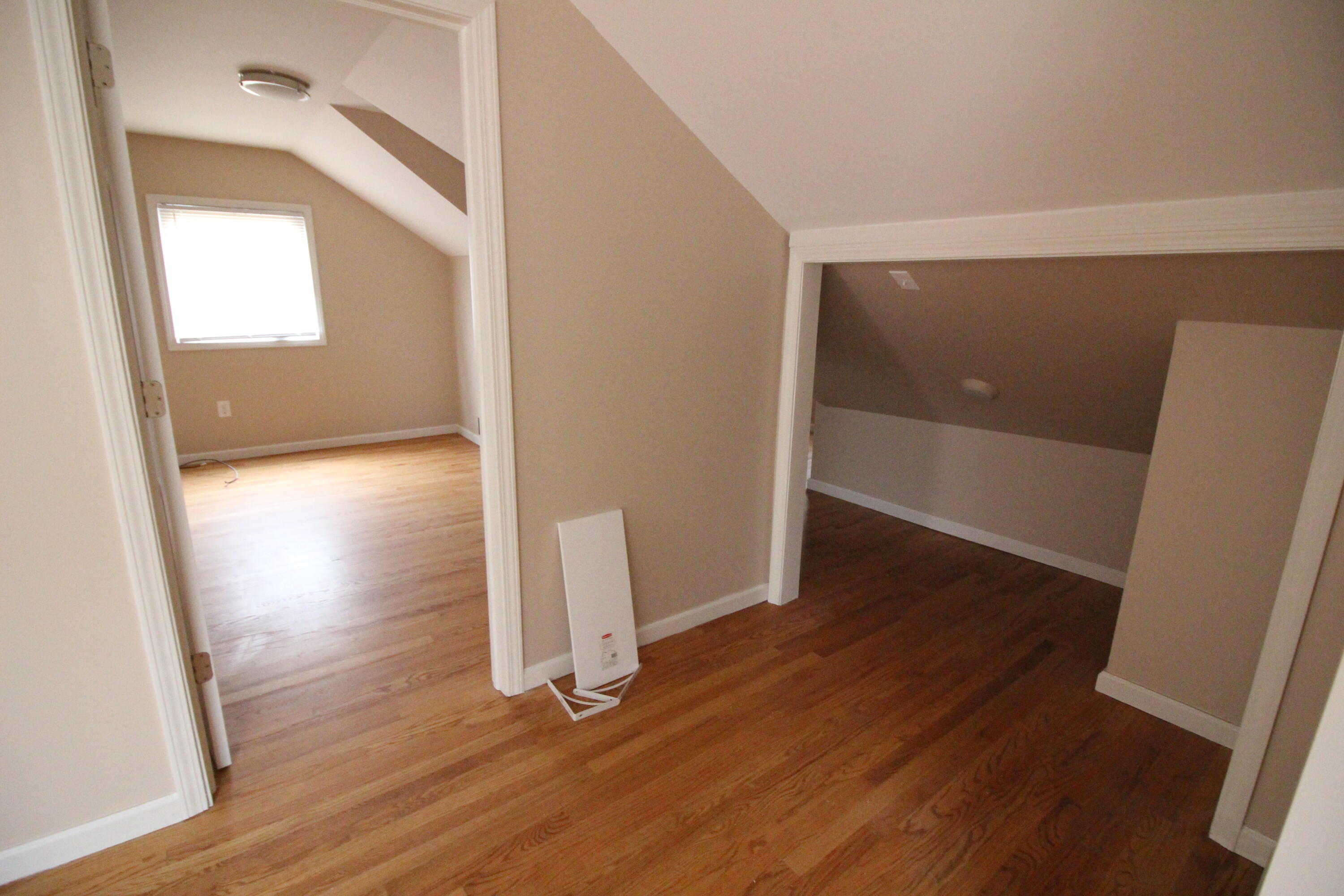 1681 Lafayette Boulevard Lincoln Park City MI 48146