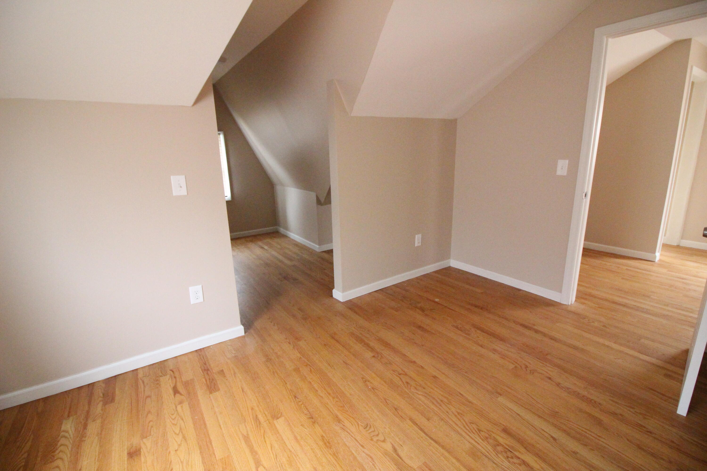 1681 Lafayette Boulevard Lincoln Park City MI 48146