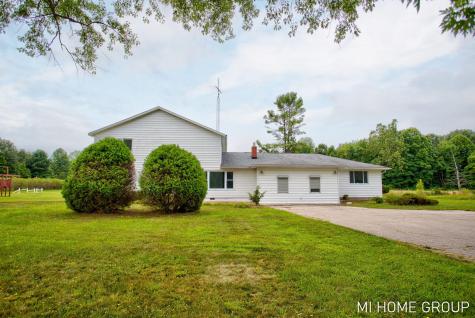 74721 30TH Avenue Covert Township MI 49043
