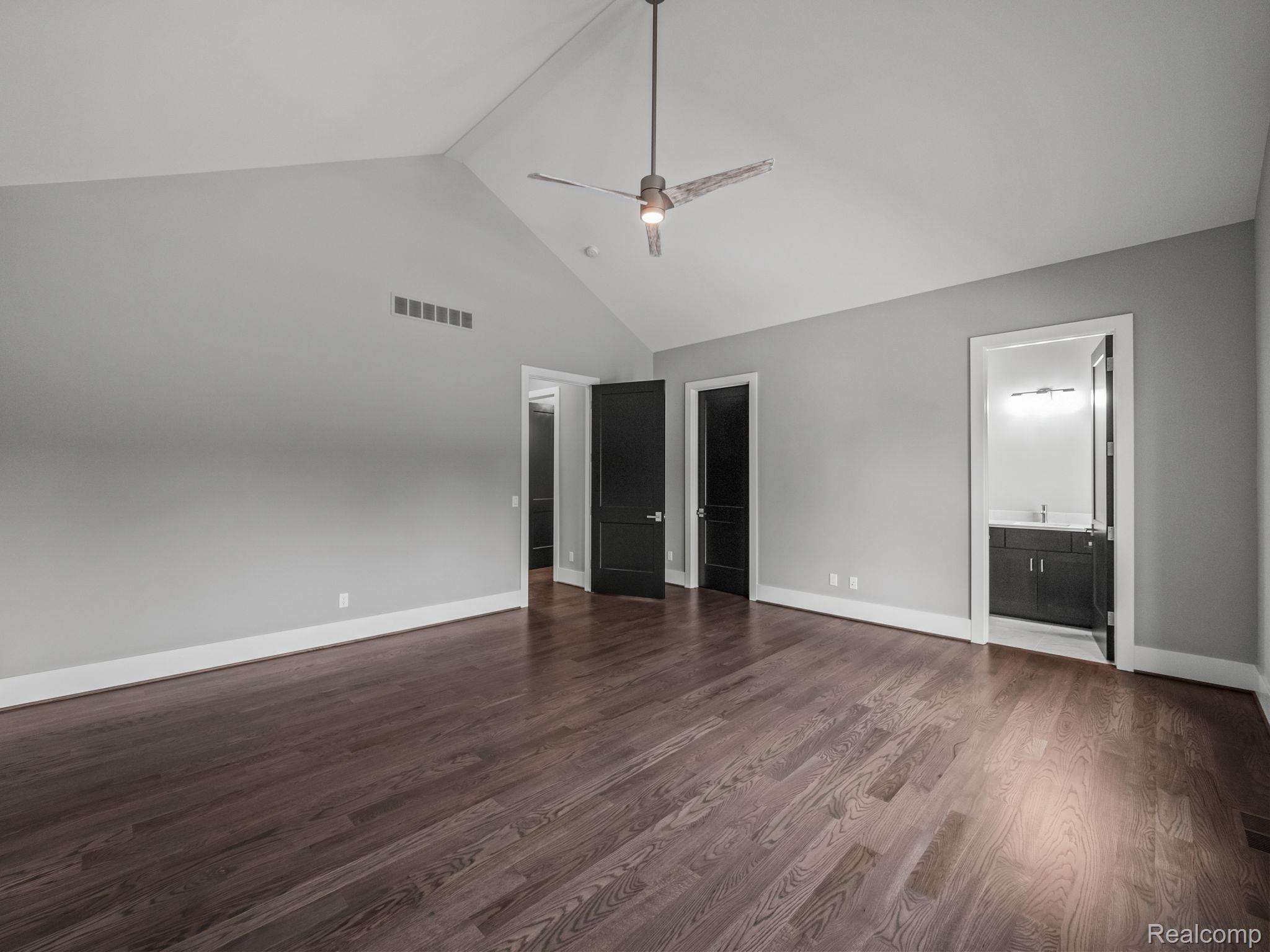 2706 Heights View Court Rochester City MI 48306