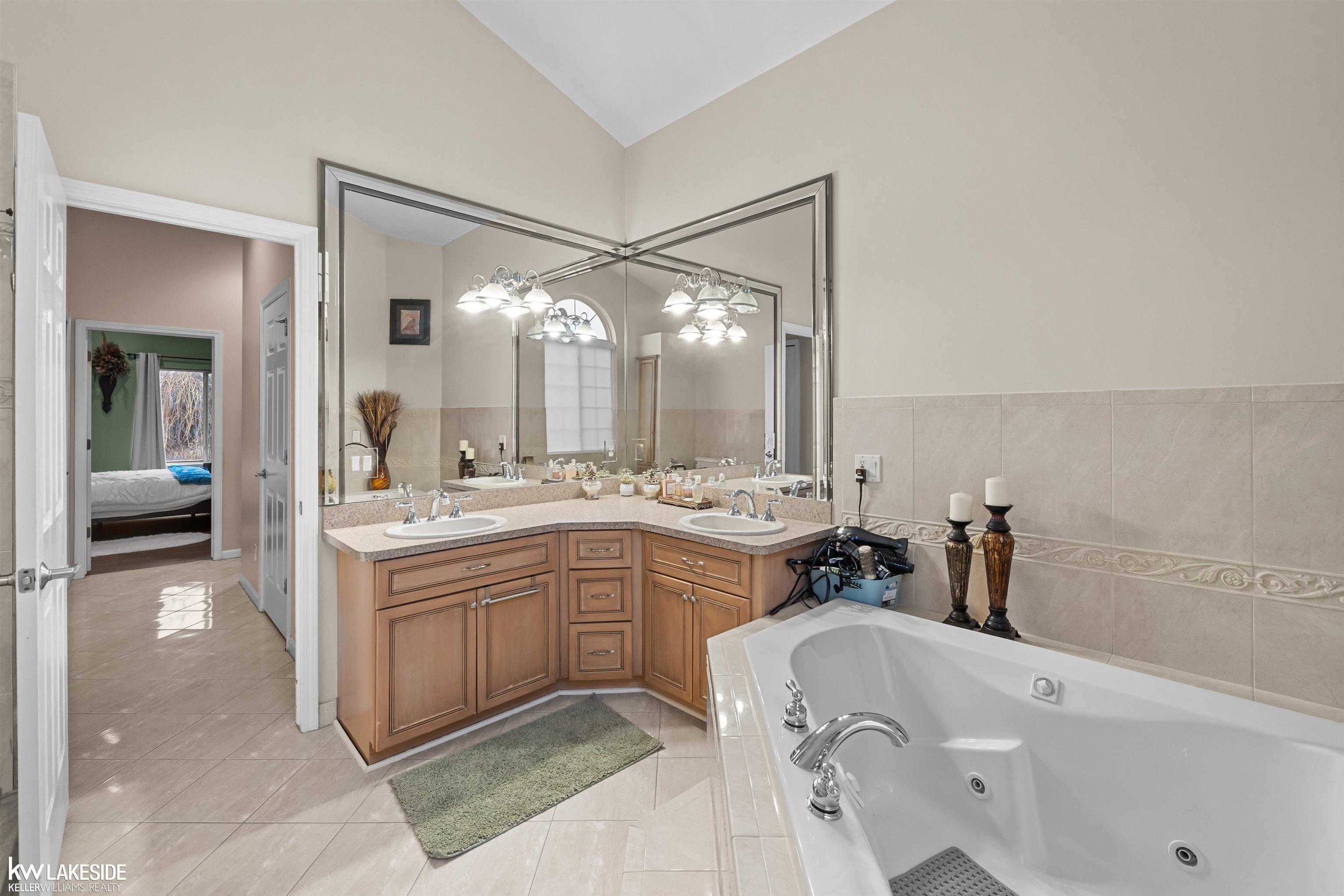 51077 Ace Drive Macomb Township MI 48042