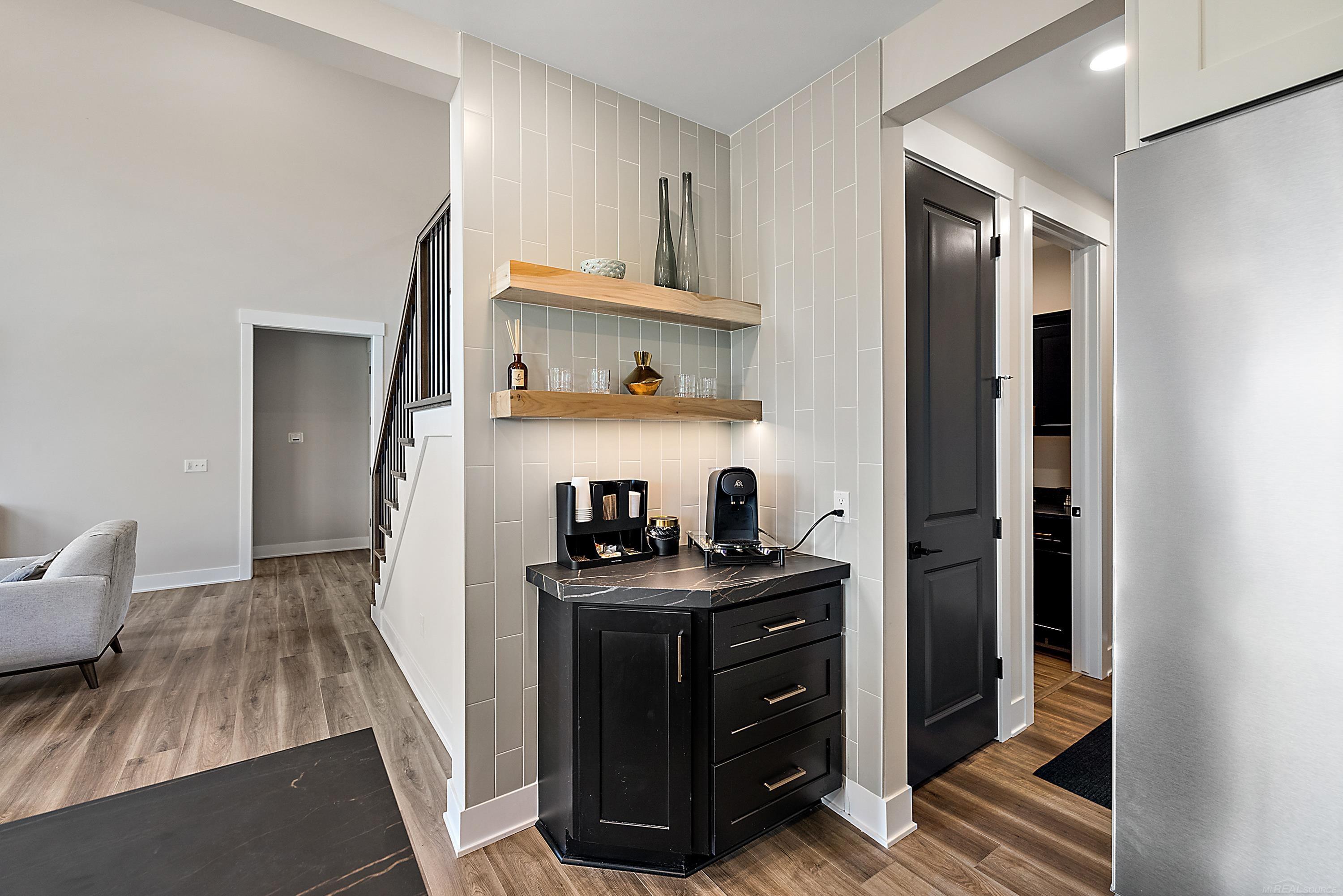 42512 Saddle Lane Sterling Heights City MI 48314