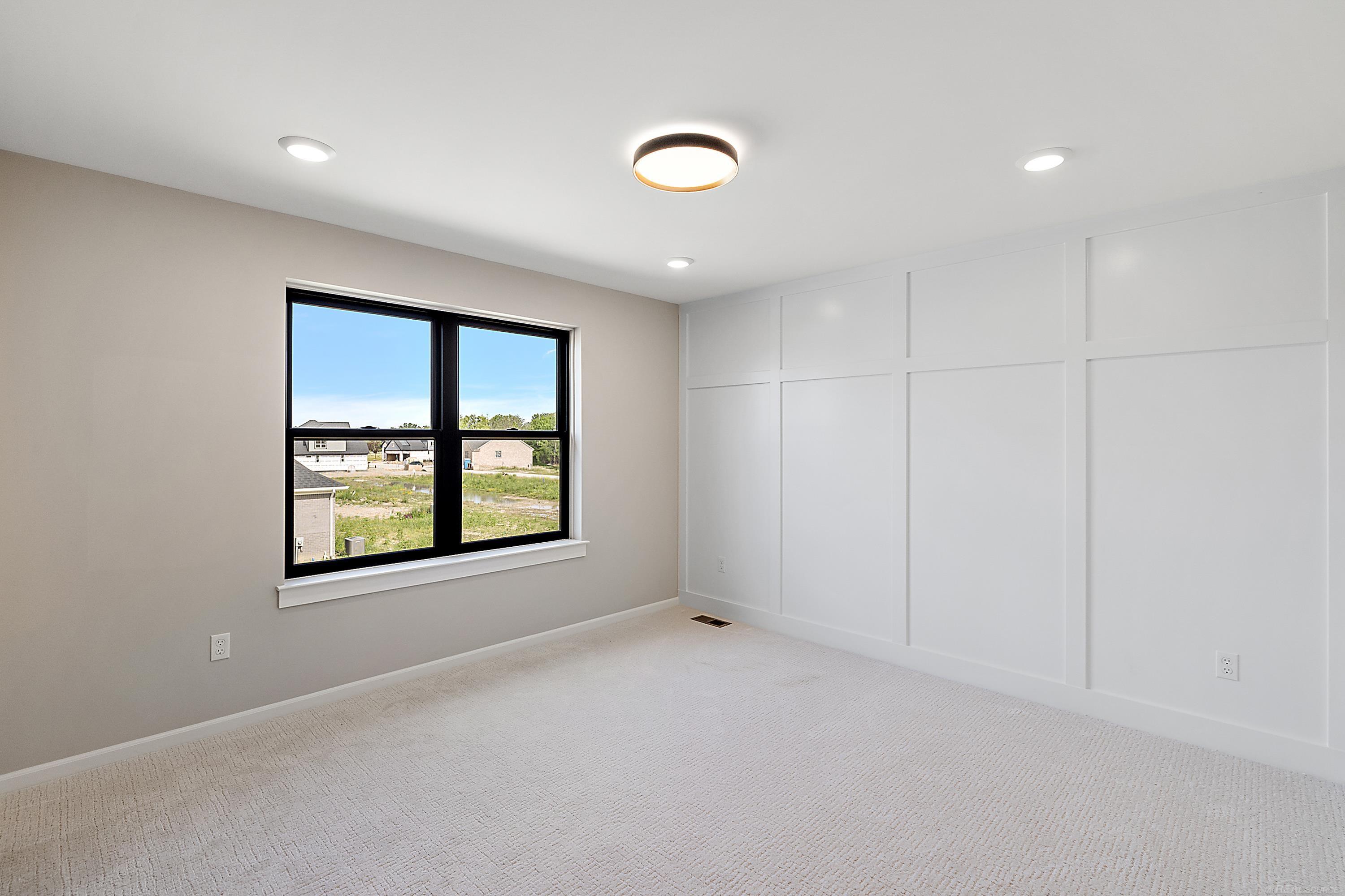 42512 Saddle Lane Sterling Heights City MI 48314