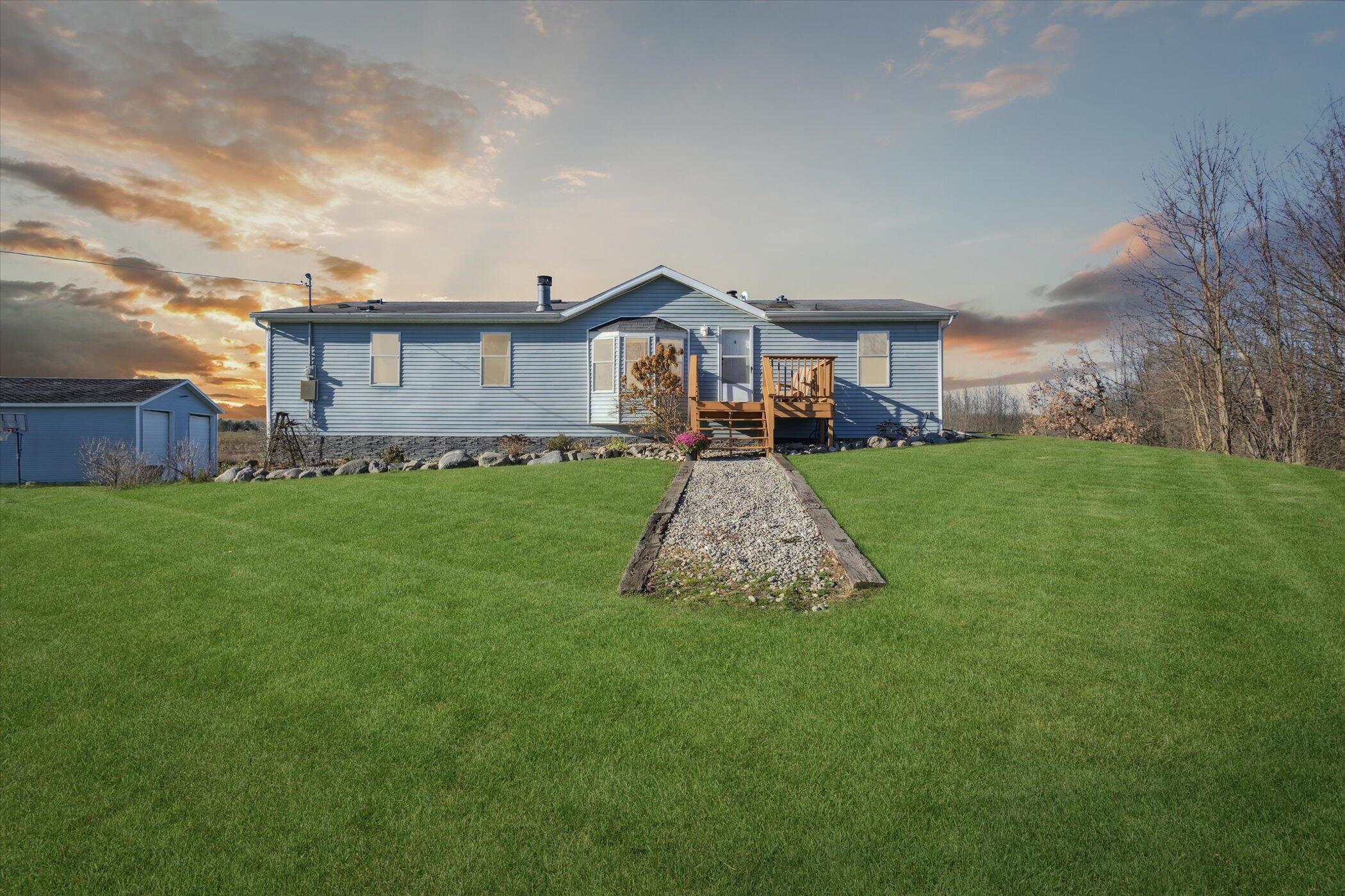 8231 N Derby Road Belvidere Township MI 48886