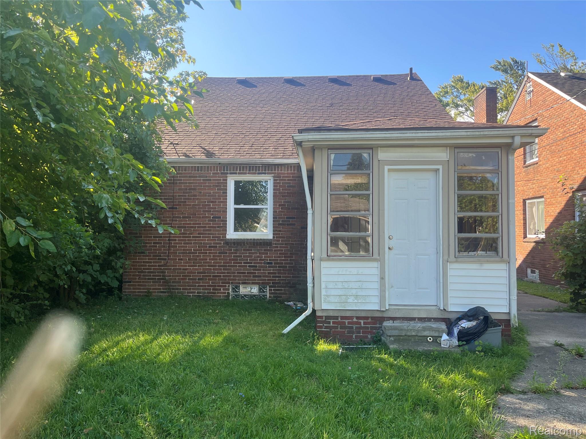 11233 Engleside Street Detroit City MI 48205