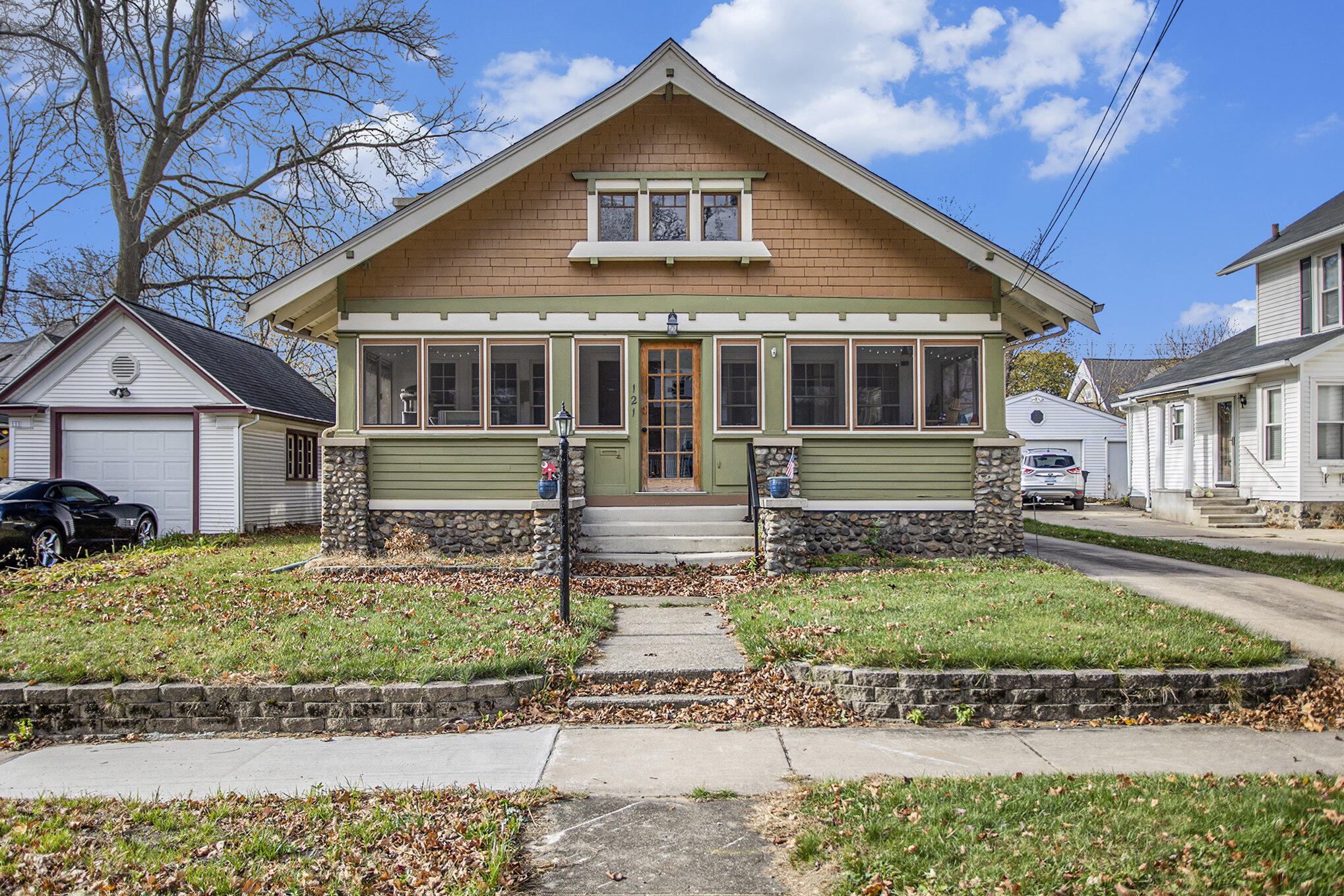 121 Orchard Avenue Battle Creek City MI 49017