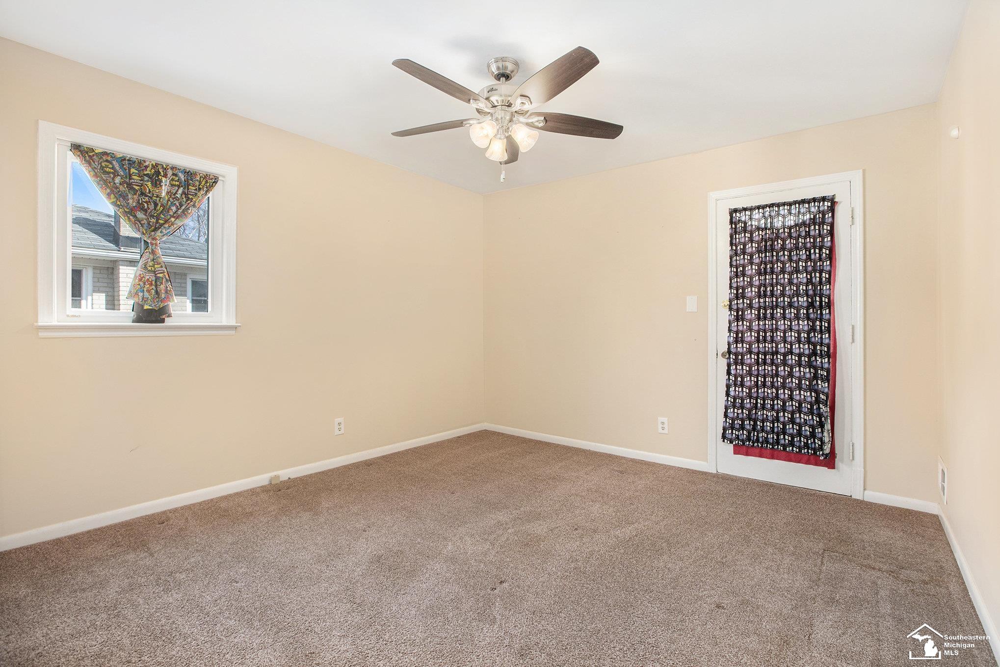 11012 Haller Street Livonia City MI 48150
