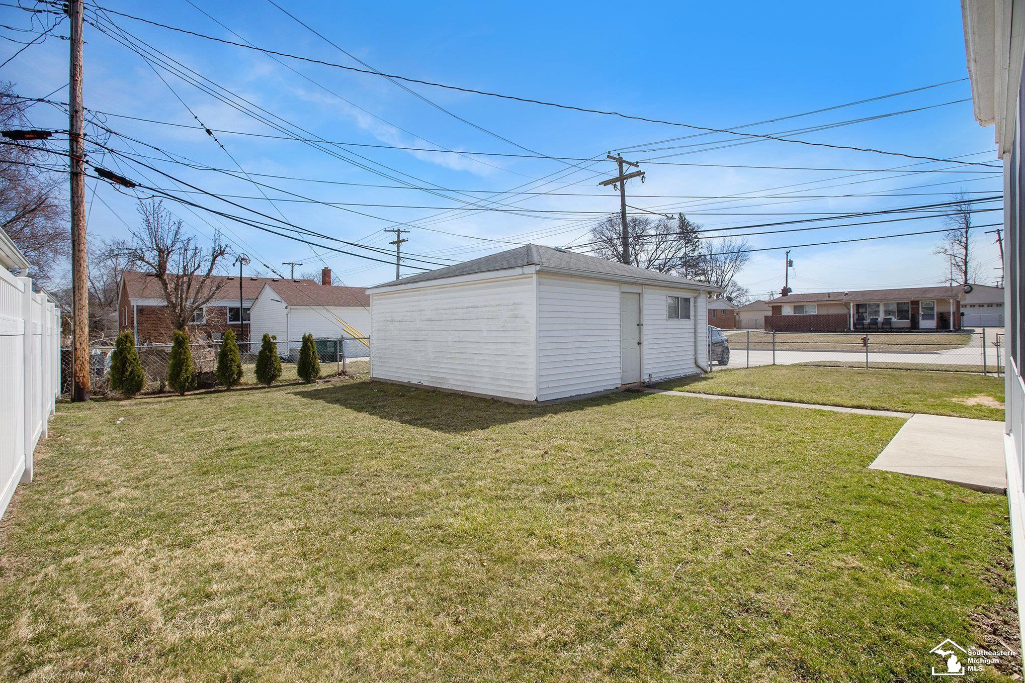 11012 Haller Street Livonia City MI 48150
