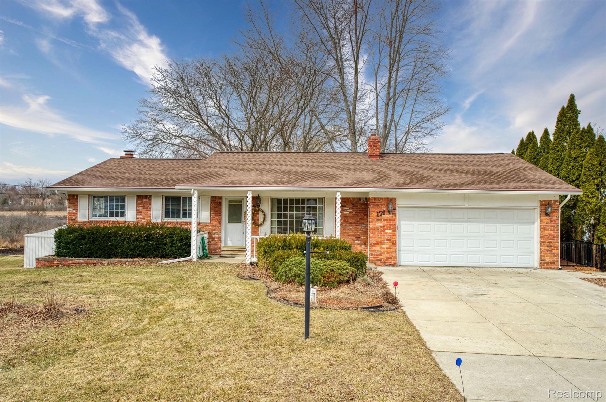 171 Endicott Drive Oceola Township MI 48843