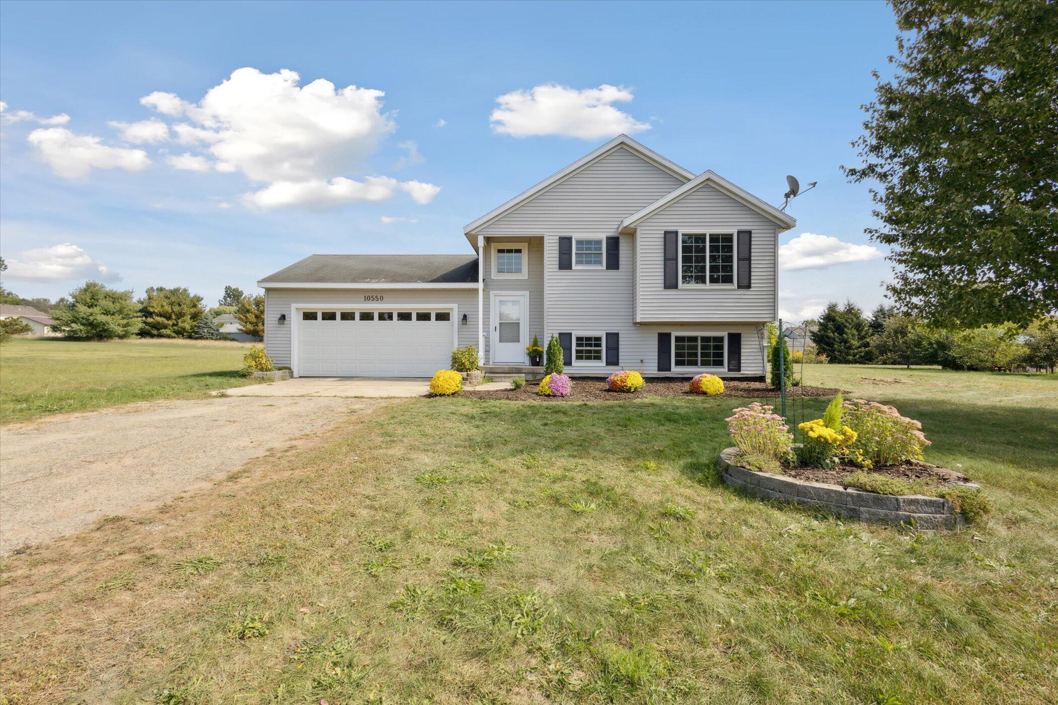 10550 Wolven Avenue NE Algoma Township MI 49341